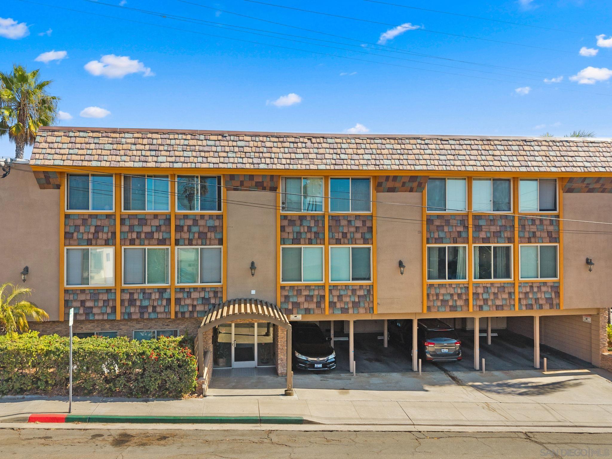 Detail Gallery Image 3 of 27 For 1205  Colusa  #5,  San Diego,  CA 92110 - 2 Beds | 1 Baths