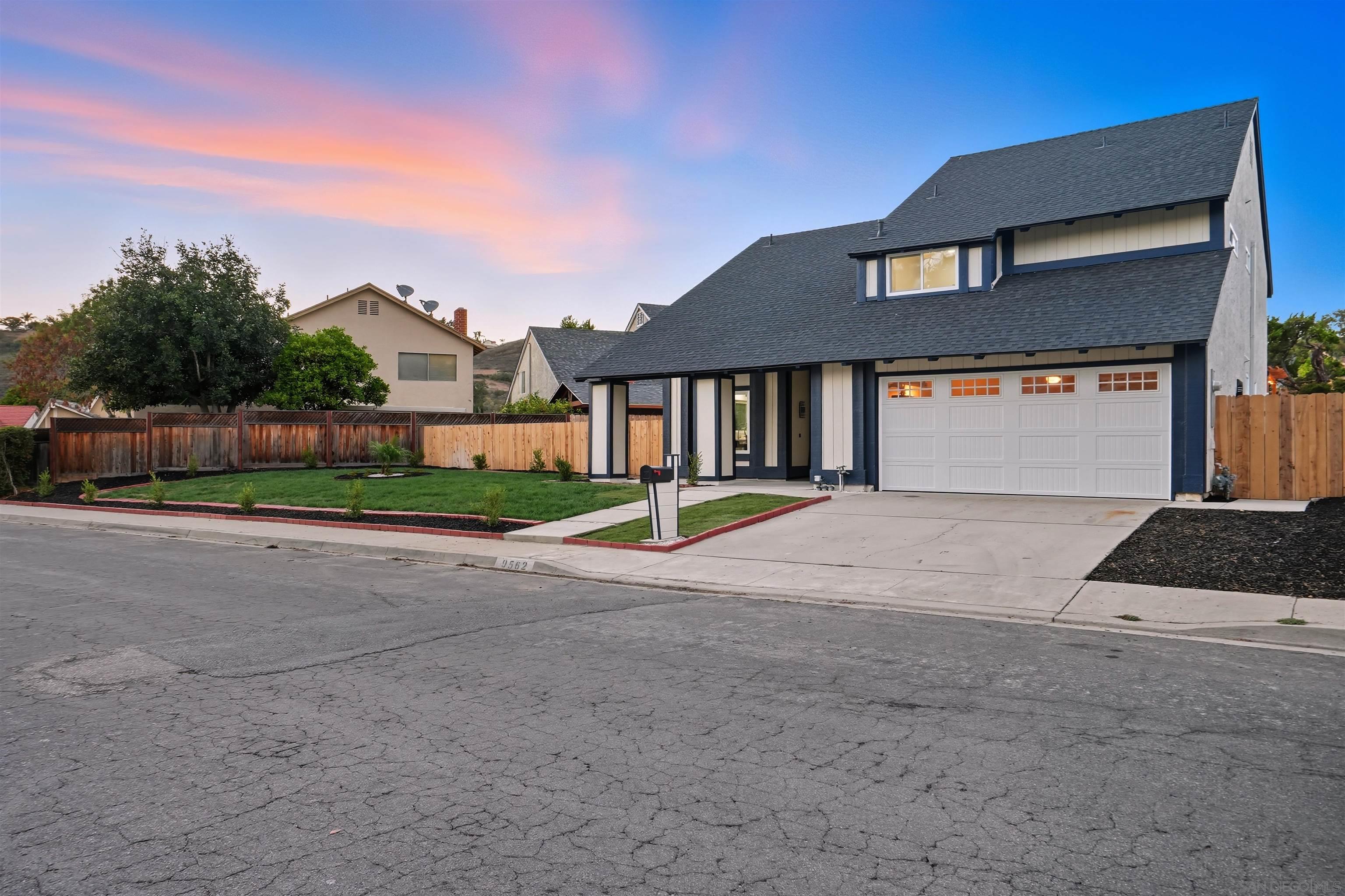 Front Image Thumbnail for SD250043432