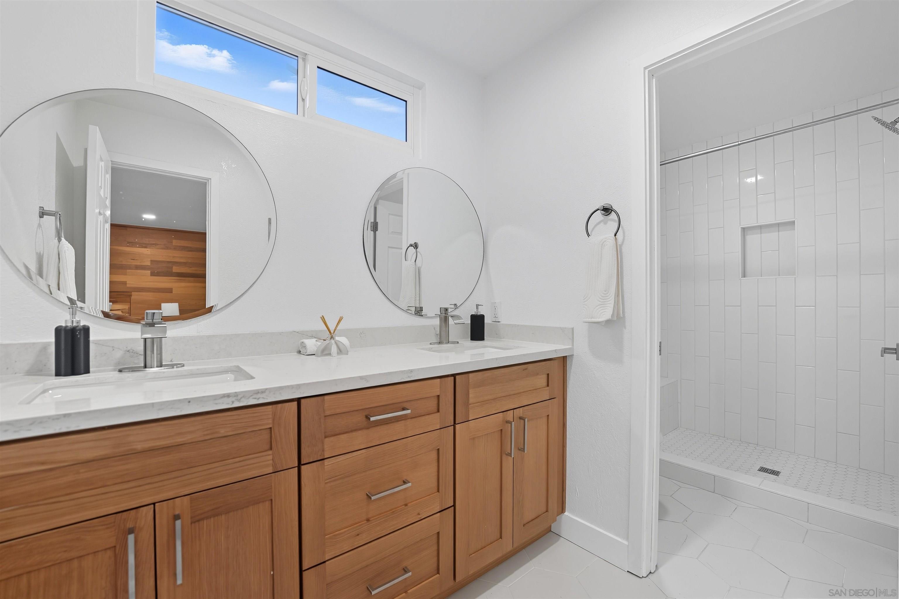 Detail Gallery Image 21 of 28 For 9562  Benavente St, San Diego,  CA 92129 - 5 Beds | 3/1 Baths