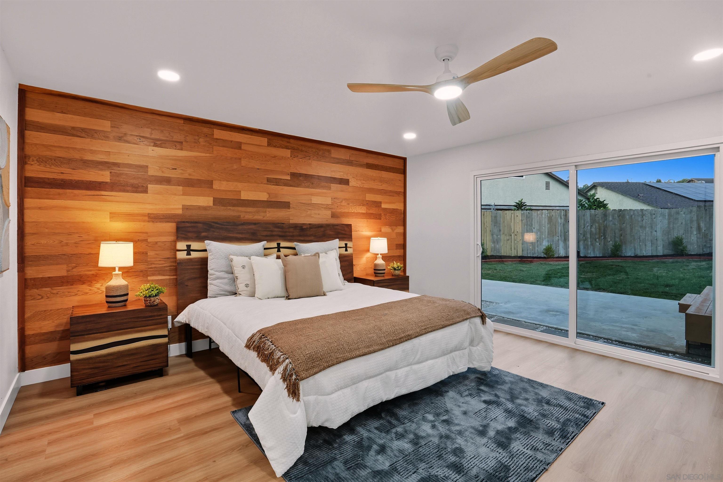 Detail Gallery Image 5 of 28 For 9562  Benavente St, San Diego,  CA 92129 - 5 Beds | 3/1 Baths