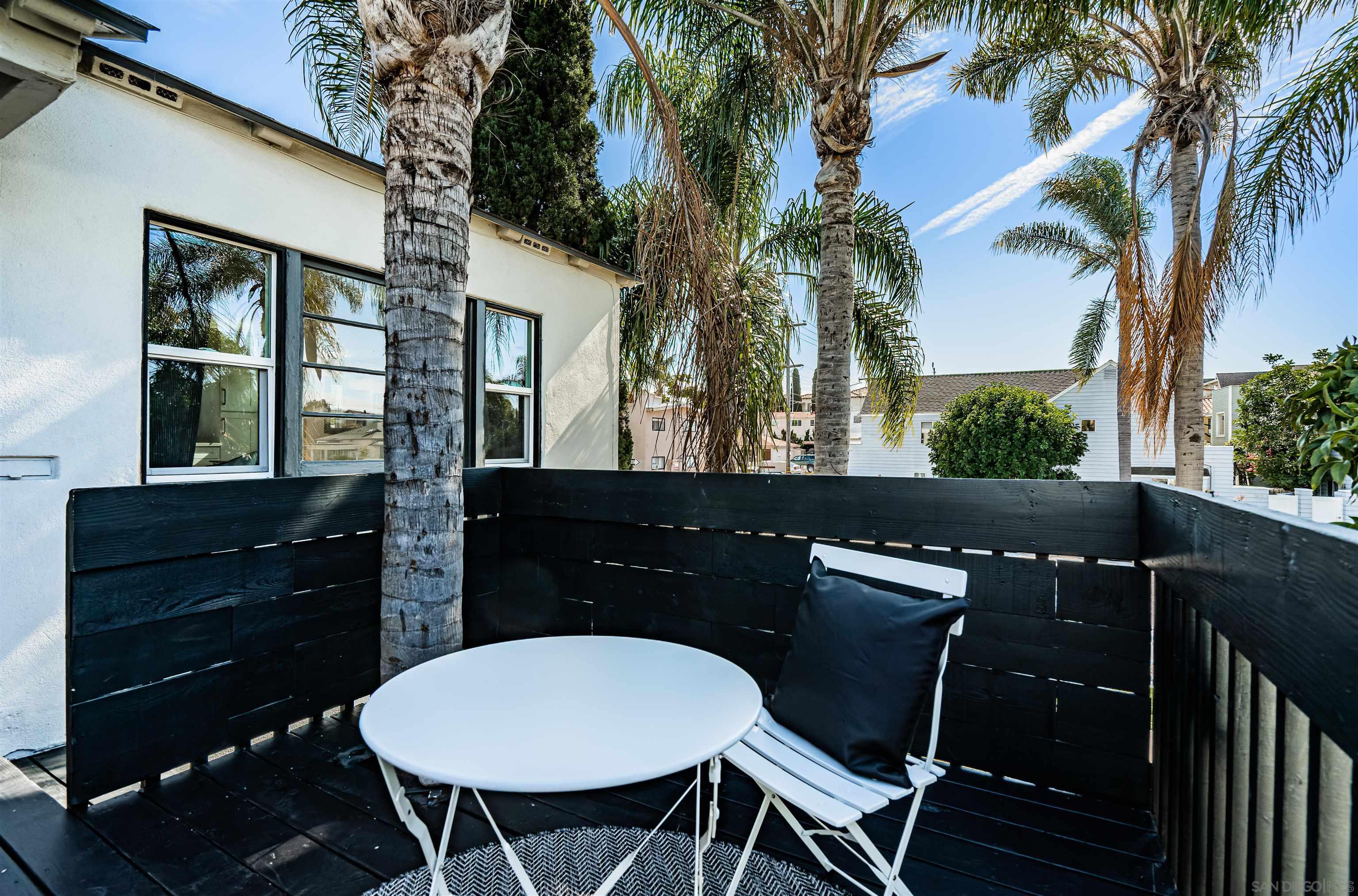 Detail Gallery Image 2 of 52 For 1001-11  3rd Street, Coronado,  CA 92118 - – Beds | – Baths