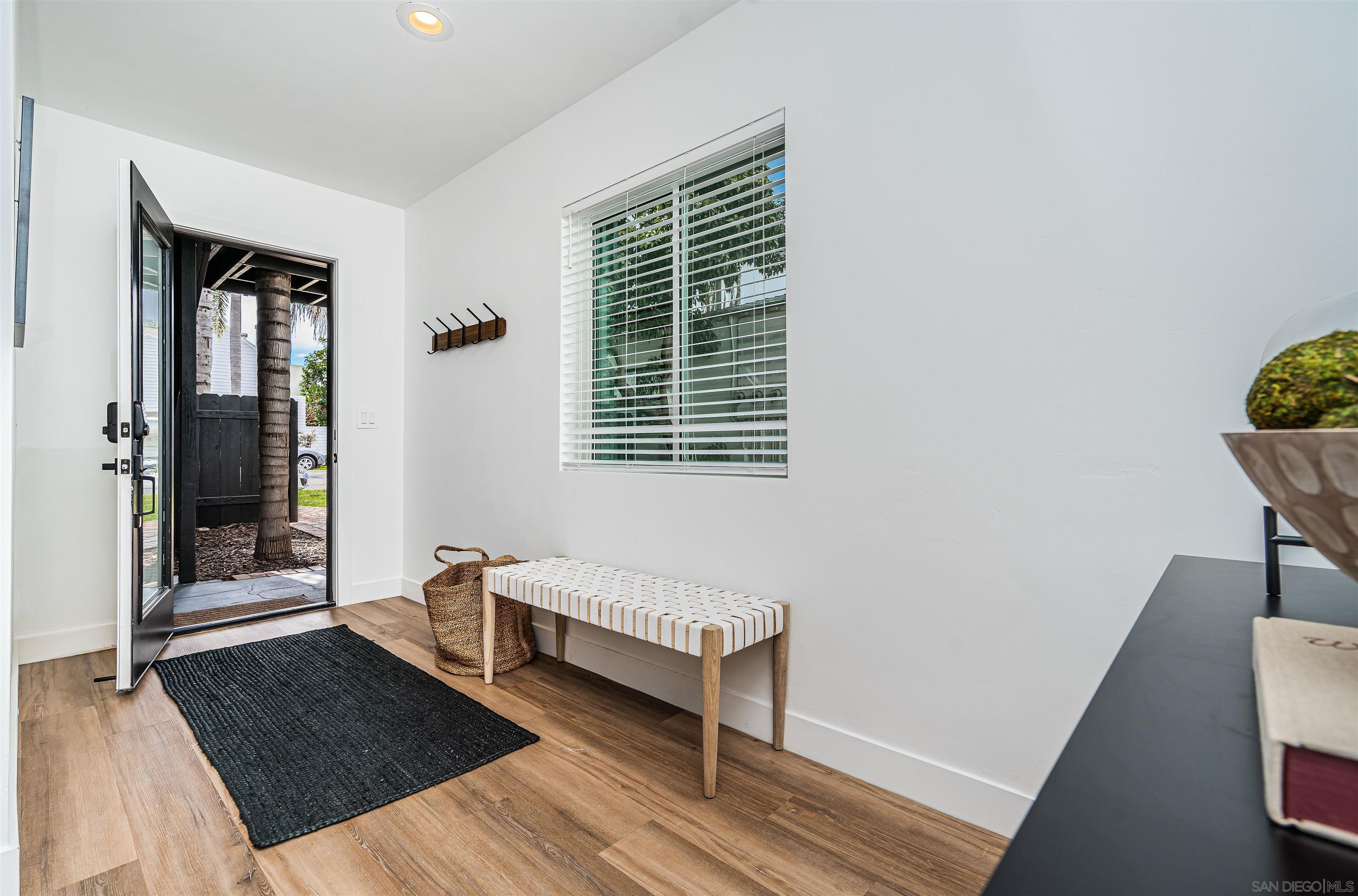 Detail Gallery Image 22 of 52 For 1001-11  3rd Street, Coronado,  CA 92118 - – Beds | – Baths