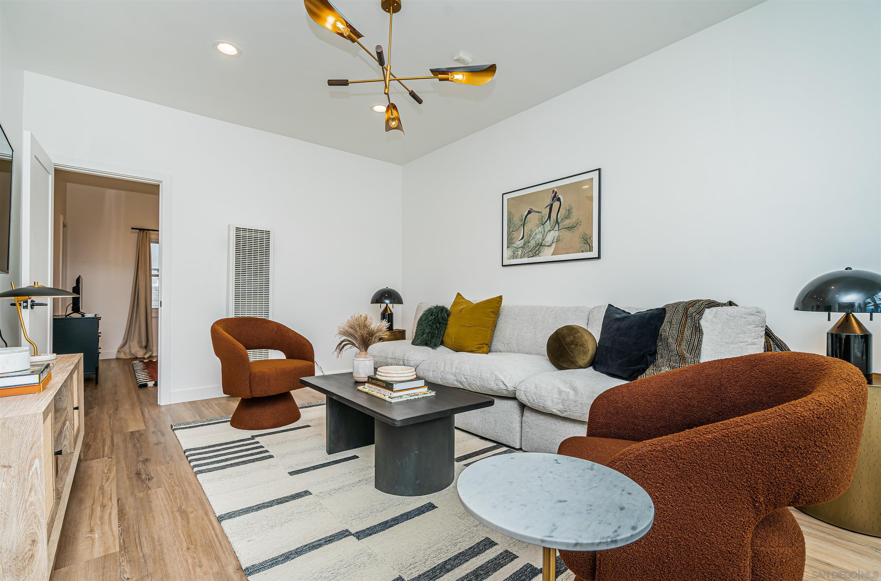 Detail Gallery Image 45 of 52 For 1001-11  3rd Street, Coronado,  CA 92118 - – Beds | – Baths