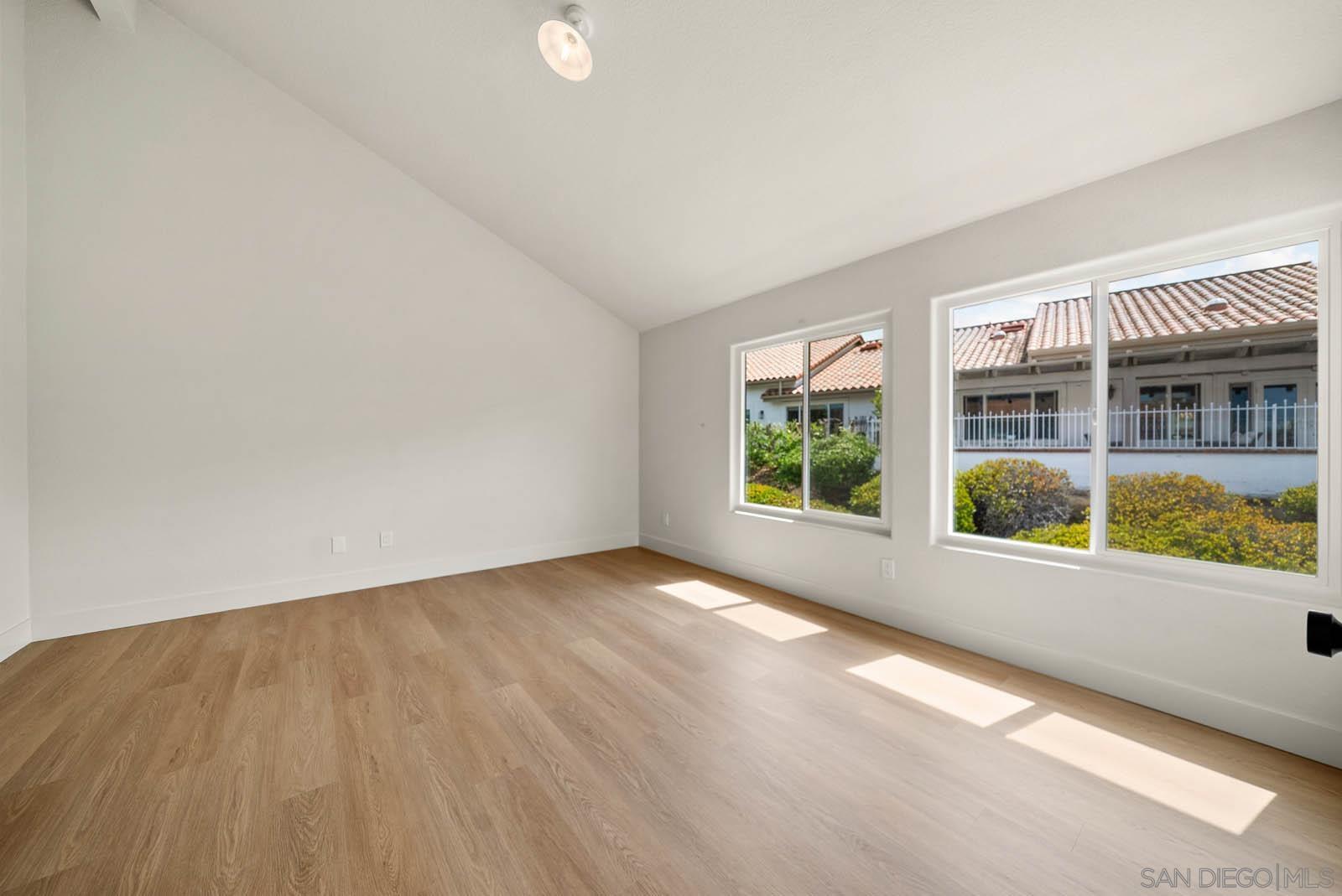 Detail Gallery Image 22 of 34 For 4946  Kalamis Way, Oceanside,  CA 92056 - 2 Beds | 2/1 Baths