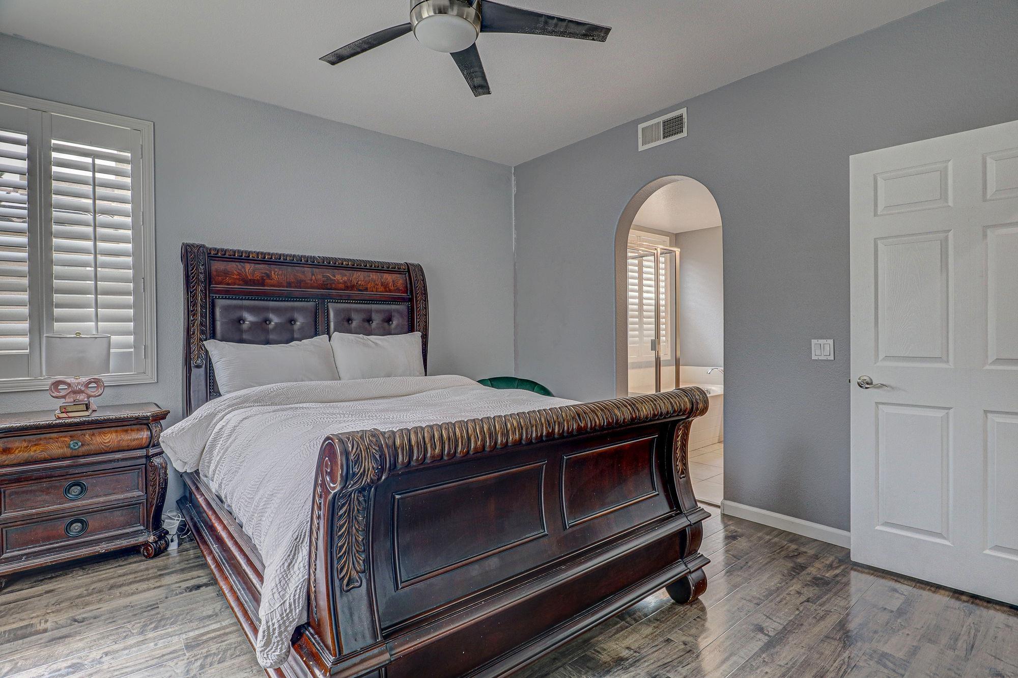 Detail Gallery Image 11 of 26 For 1526  Caminito Sicilia, Chula Vista,  CA 91915 - 3 Beds | 2/1 Baths