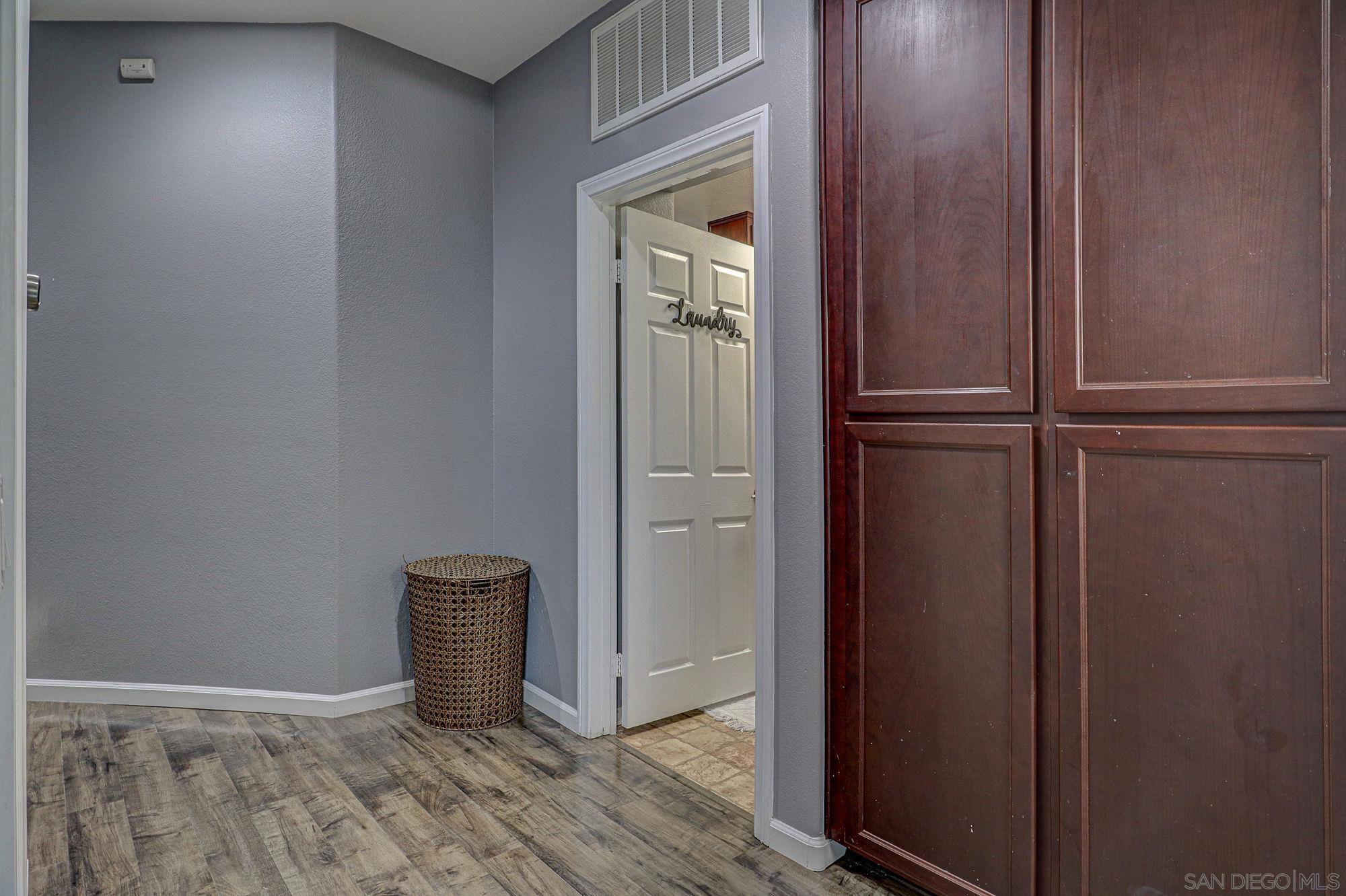 Detail Gallery Image 19 of 26 For 1526  Caminito Sicilia, Chula Vista,  CA 91915 - 3 Beds | 2/1 Baths