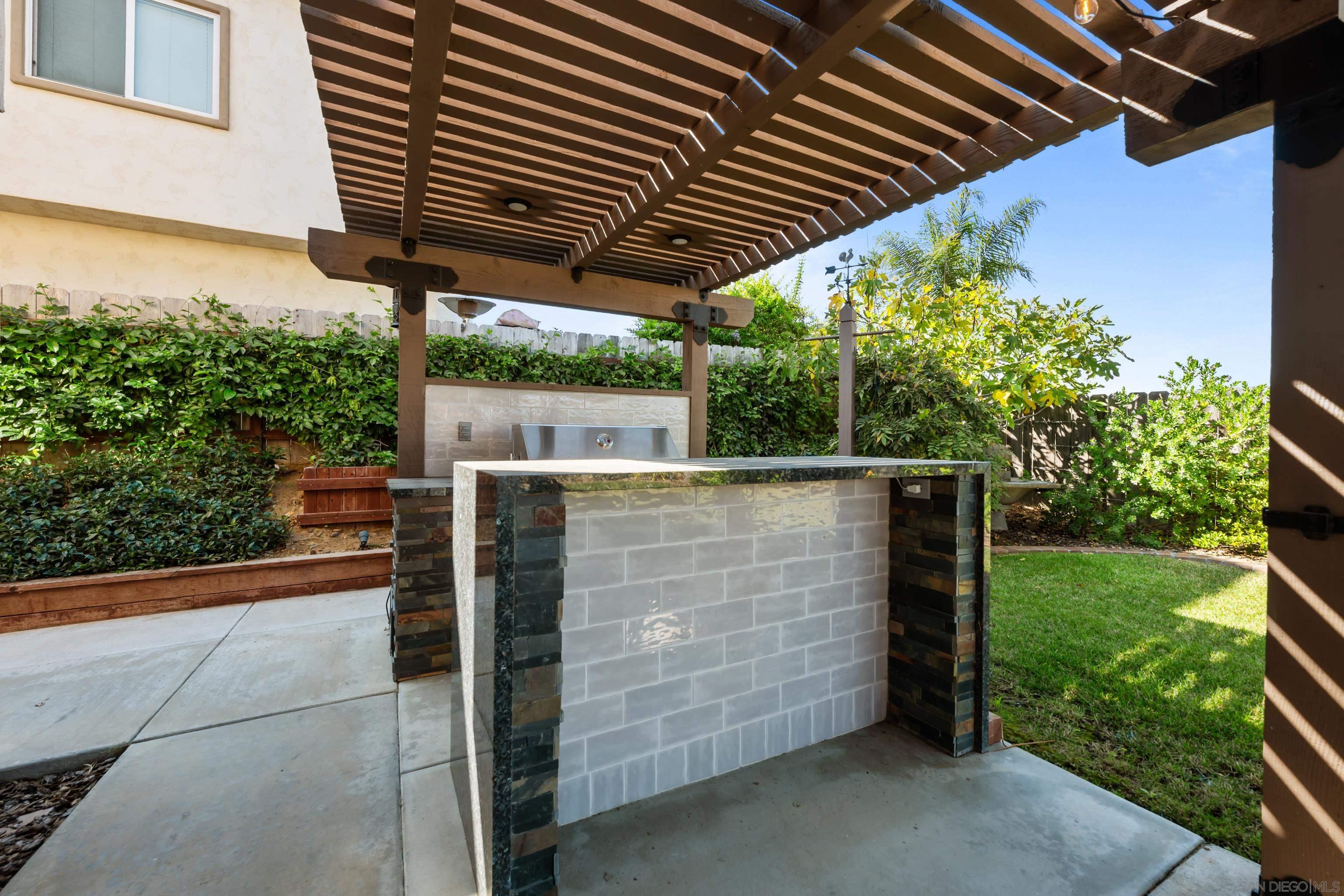 Detail Gallery Image 27 of 32 For 13170  Entreken Ave, San Diego,  CA 92129 - 4 Beds | 2/1 Baths