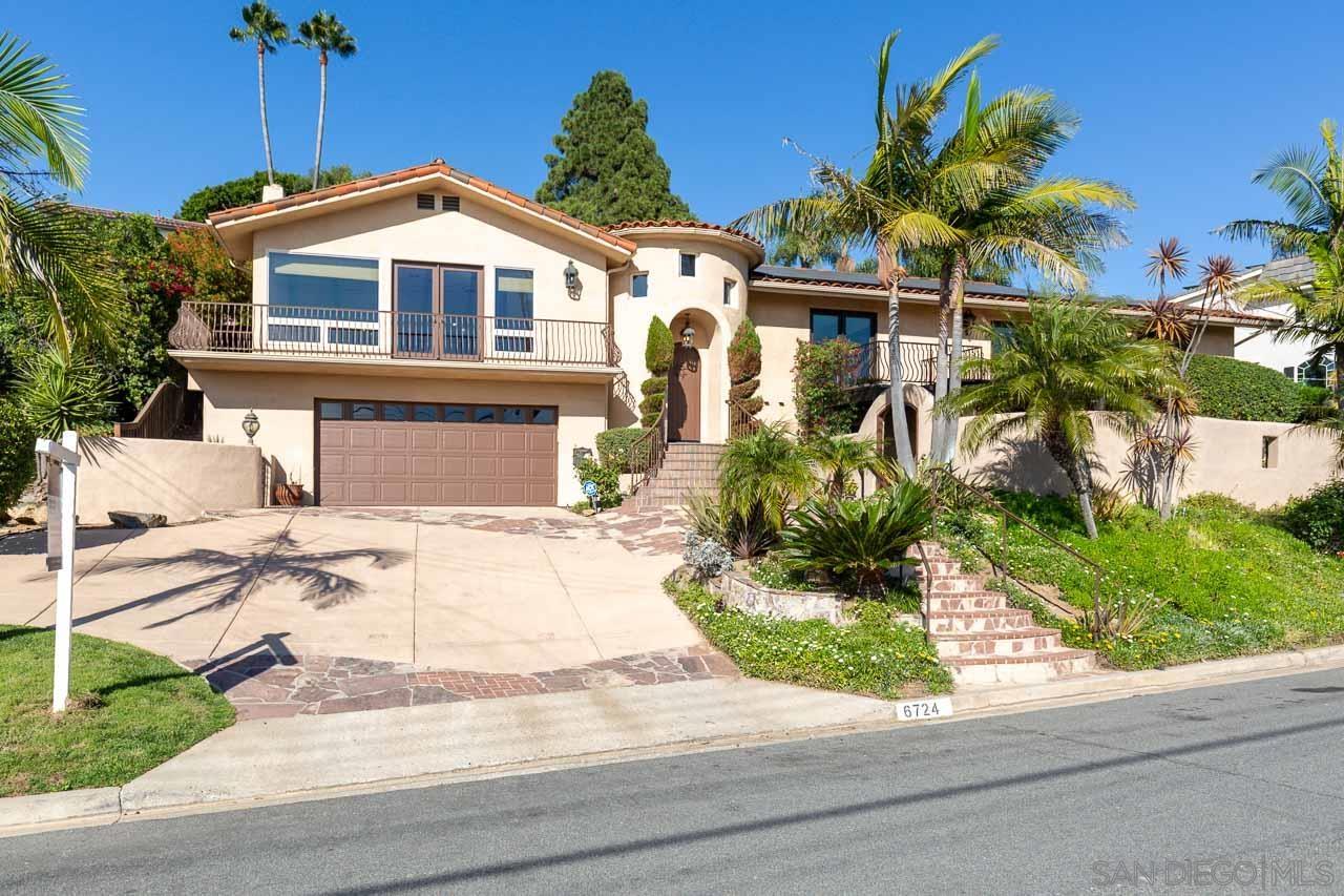 Detail Gallery Image 2 of 38 For 6724  Dwane Ave, San Diego,  CA 92120 - 4 Beds | 3/1 Baths