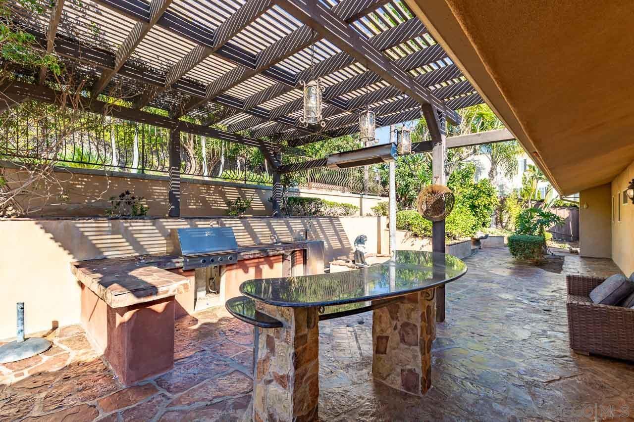 Detail Gallery Image 33 of 38 For 6724  Dwane Ave, San Diego,  CA 92120 - 4 Beds | 3/1 Baths