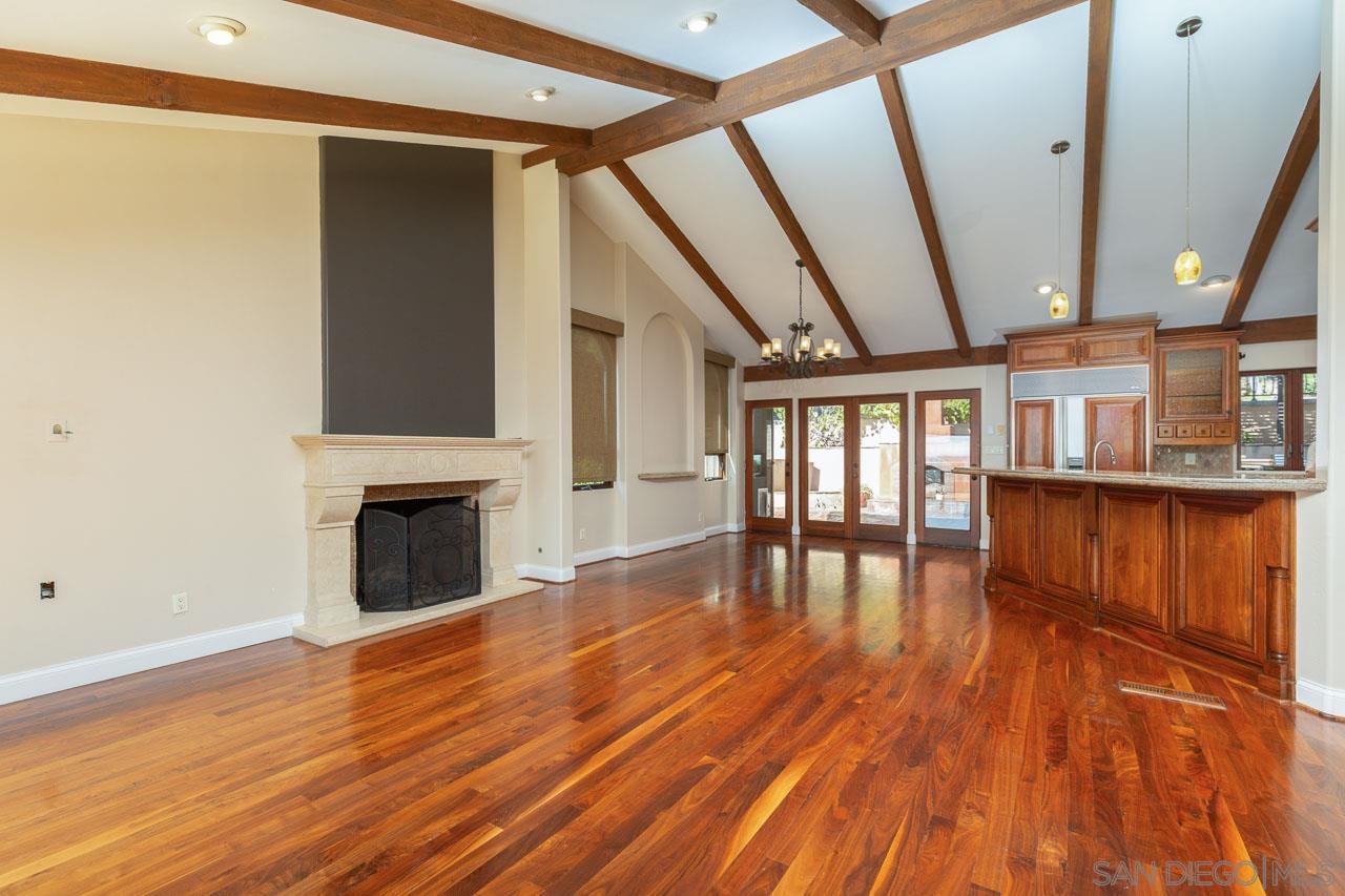 Detail Gallery Image 6 of 38 For 6724  Dwane Ave, San Diego,  CA 92120 - 4 Beds | 3/1 Baths