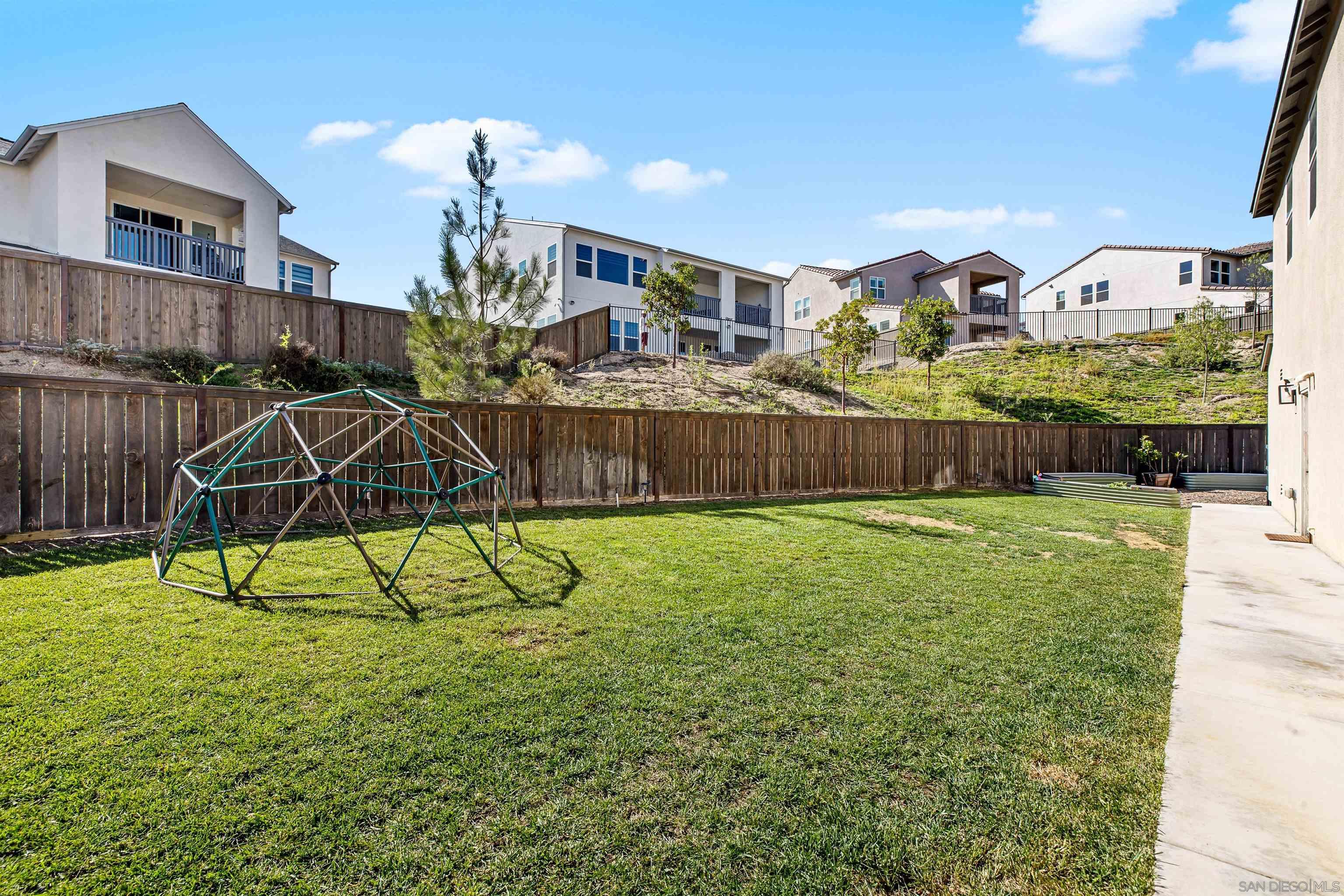 Detail Gallery Image 28 of 53 For 1776  Whitmore Loop, Chula Vista,  CA 91913 - 4 Beds | 3 Baths