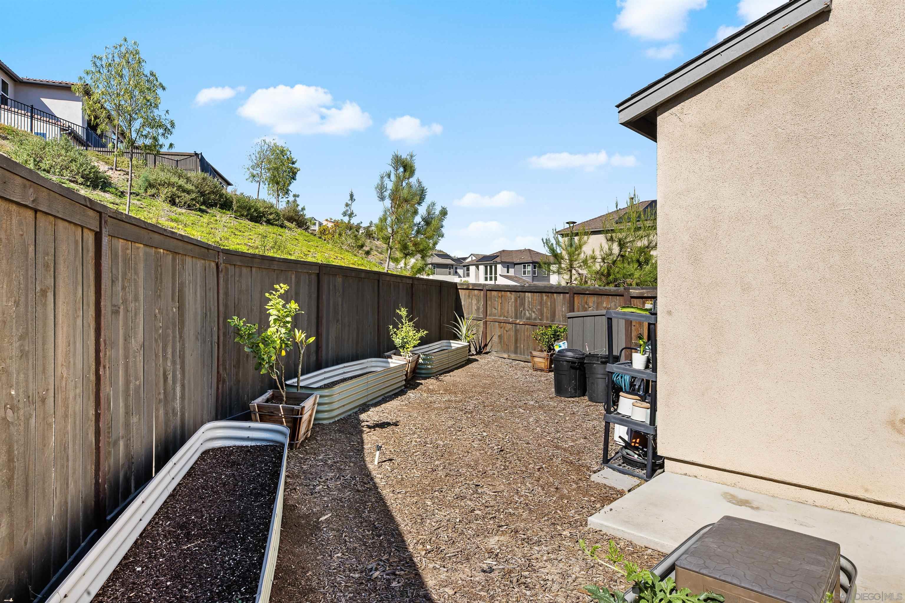 Detail Gallery Image 31 of 53 For 1776  Whitmore Loop, Chula Vista,  CA 91913 - 4 Beds | 3 Baths