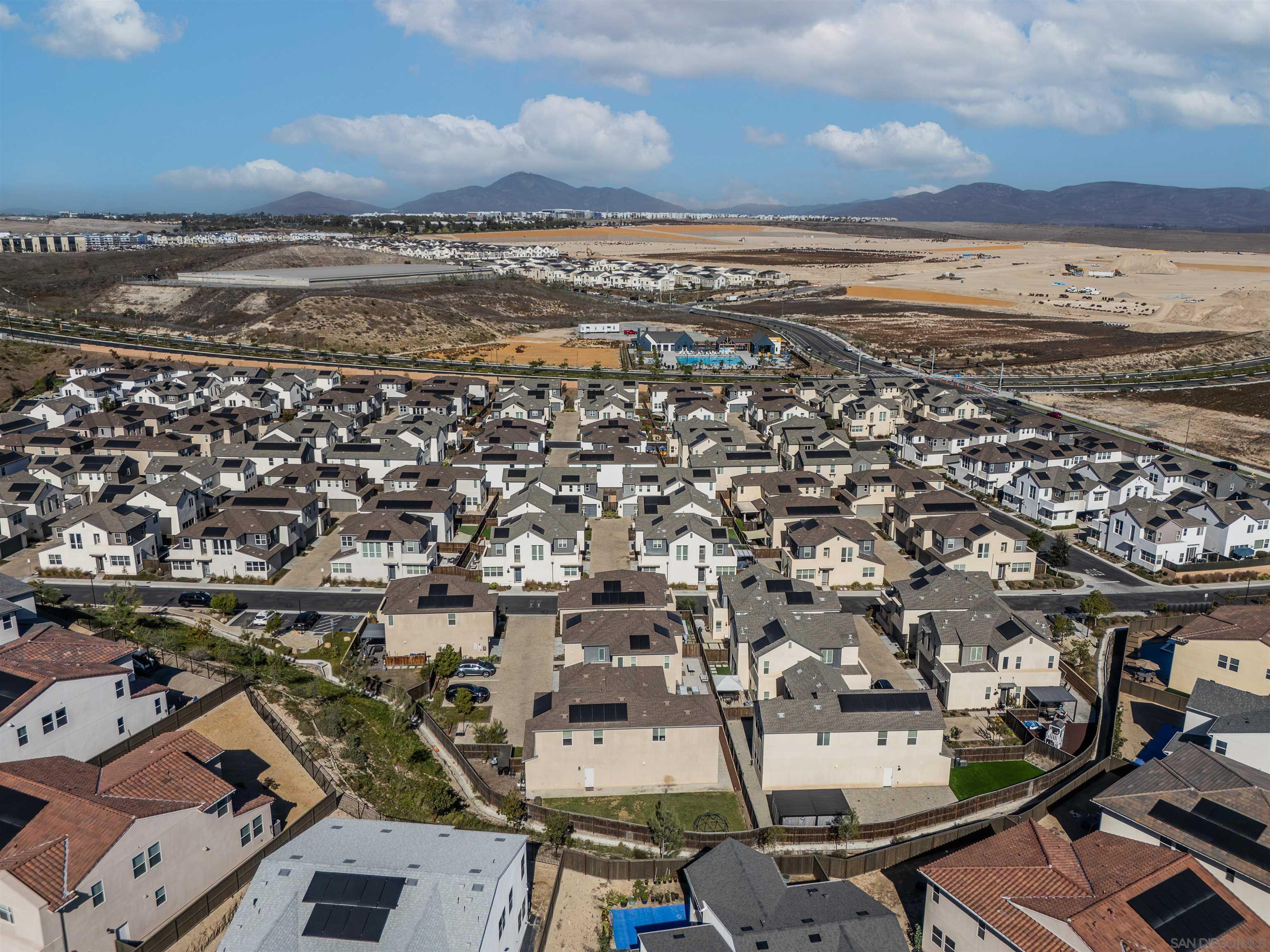 Detail Gallery Image 35 of 53 For 1776  Whitmore Loop, Chula Vista,  CA 91913 - 4 Beds | 3 Baths
