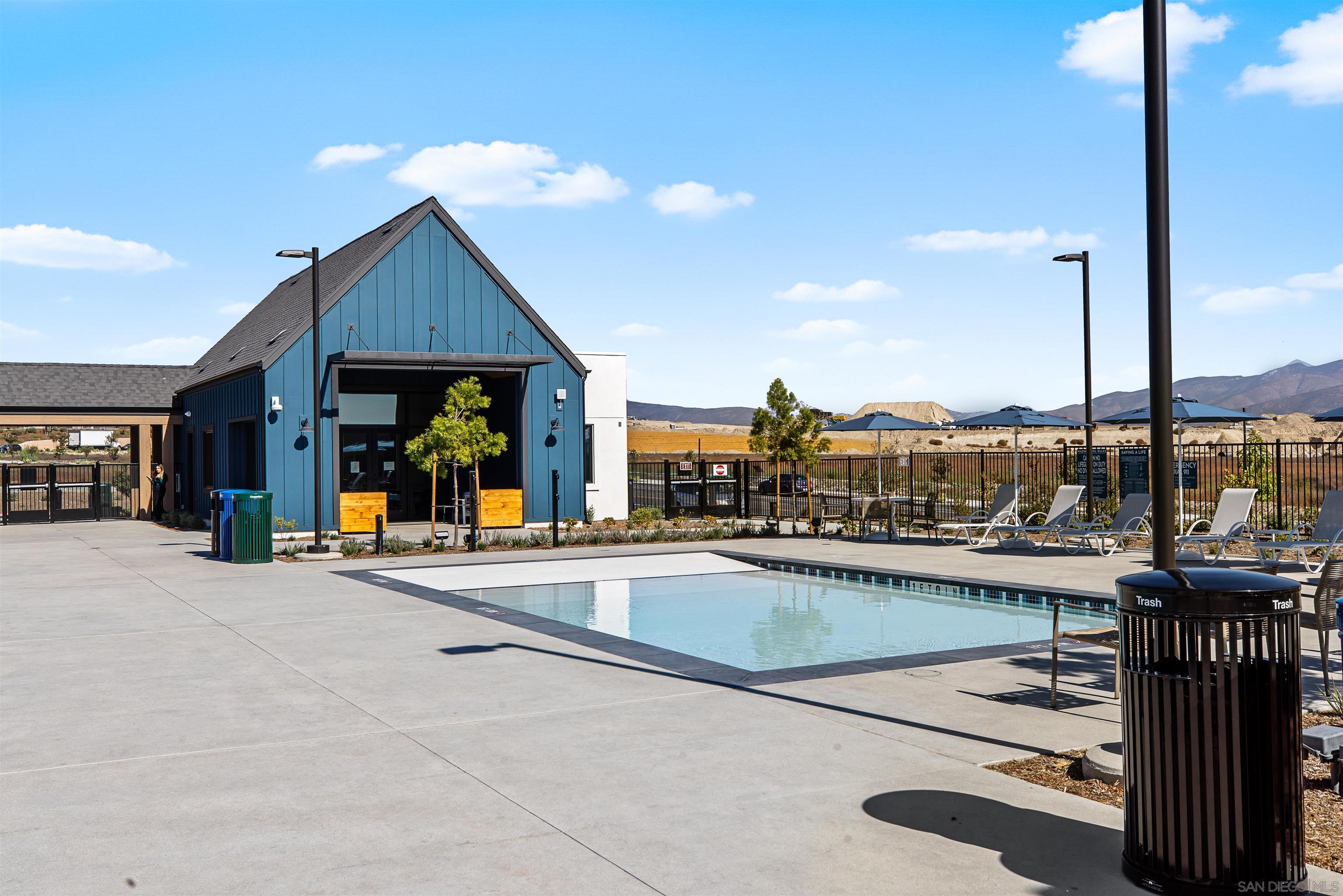 Detail Gallery Image 43 of 53 For 1776  Whitmore Loop, Chula Vista,  CA 91913 - 4 Beds | 3 Baths