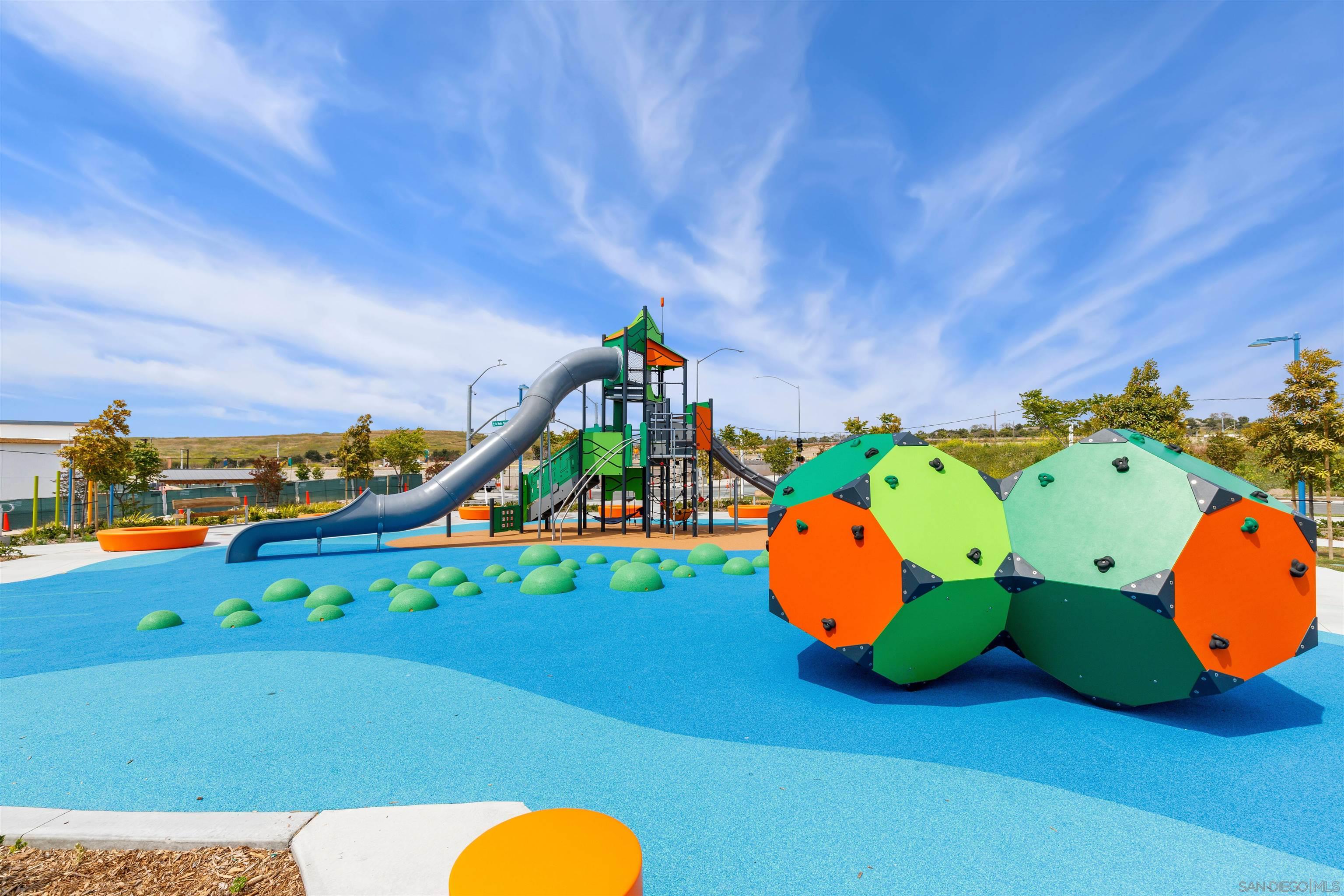 Detail Gallery Image 48 of 53 For 1776  Whitmore Loop, Chula Vista,  CA 91913 - 4 Beds | 3 Baths