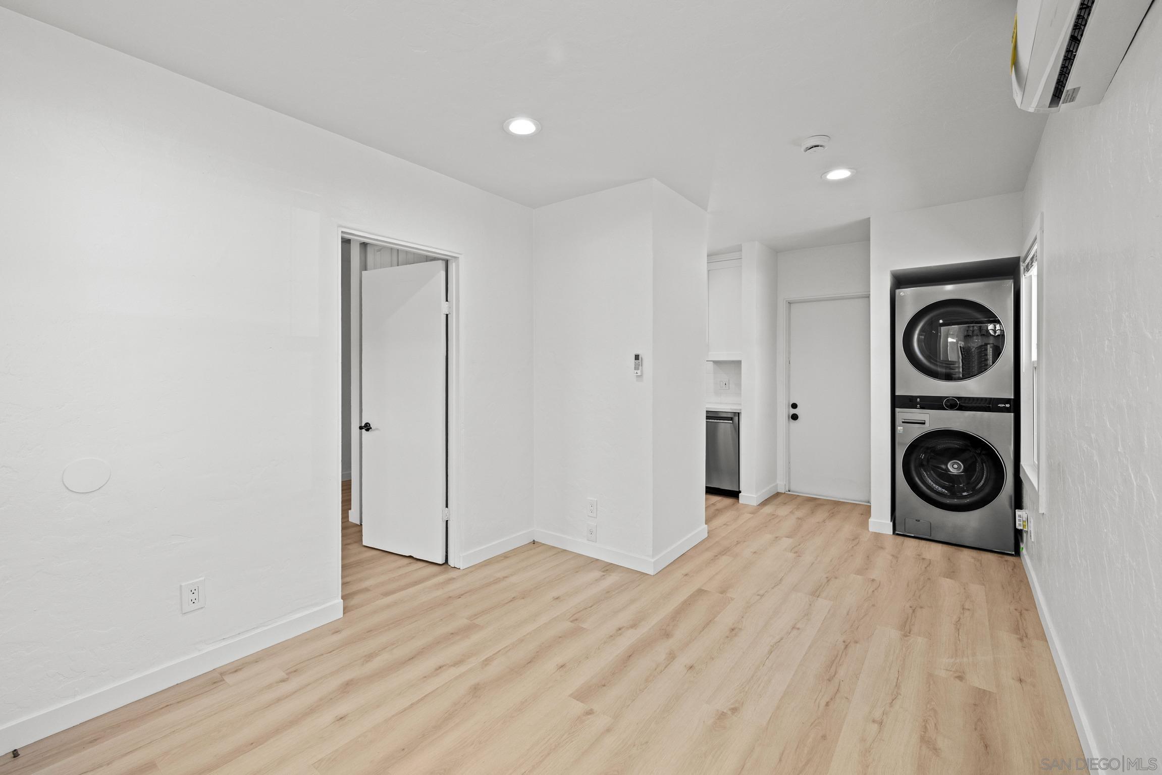 Detail Gallery Image 14 of 21 For 4626  32nd Street, San Diego,  CA 92116 - 2 Beds | 2 Baths