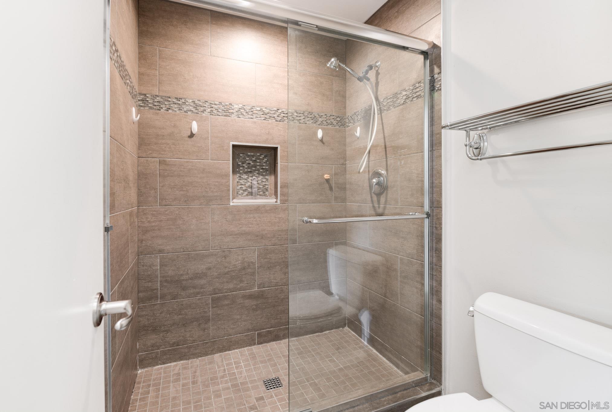 Detail Gallery Image 13 of 27 For 6775  Alvarado Rd  #21,  San Diego,  CA 92120 - 3 Beds | 2 Baths