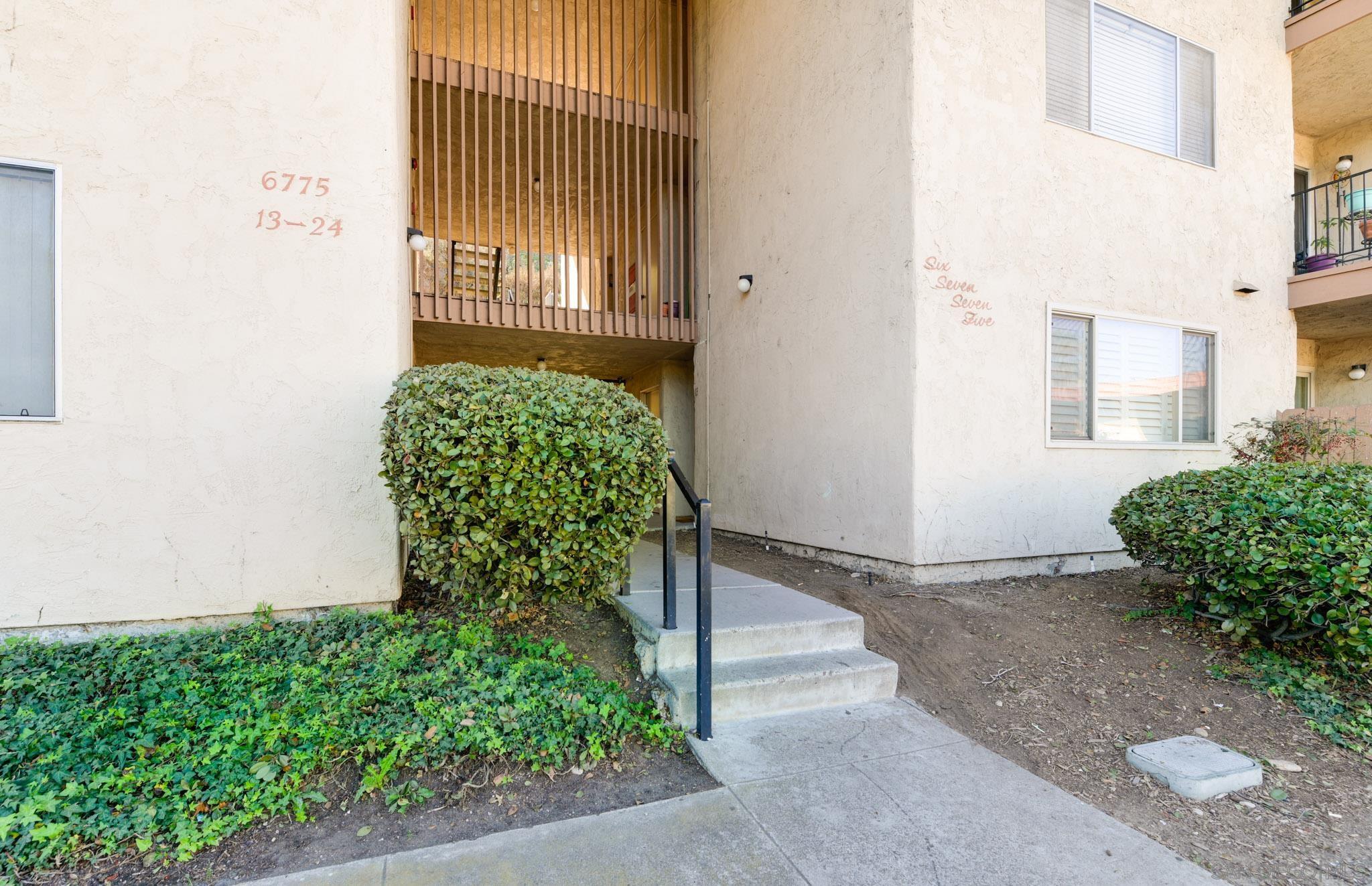 Detail Gallery Image 21 of 27 For 6775  Alvarado Rd  #21,  San Diego,  CA 92120 - 3 Beds | 2 Baths
