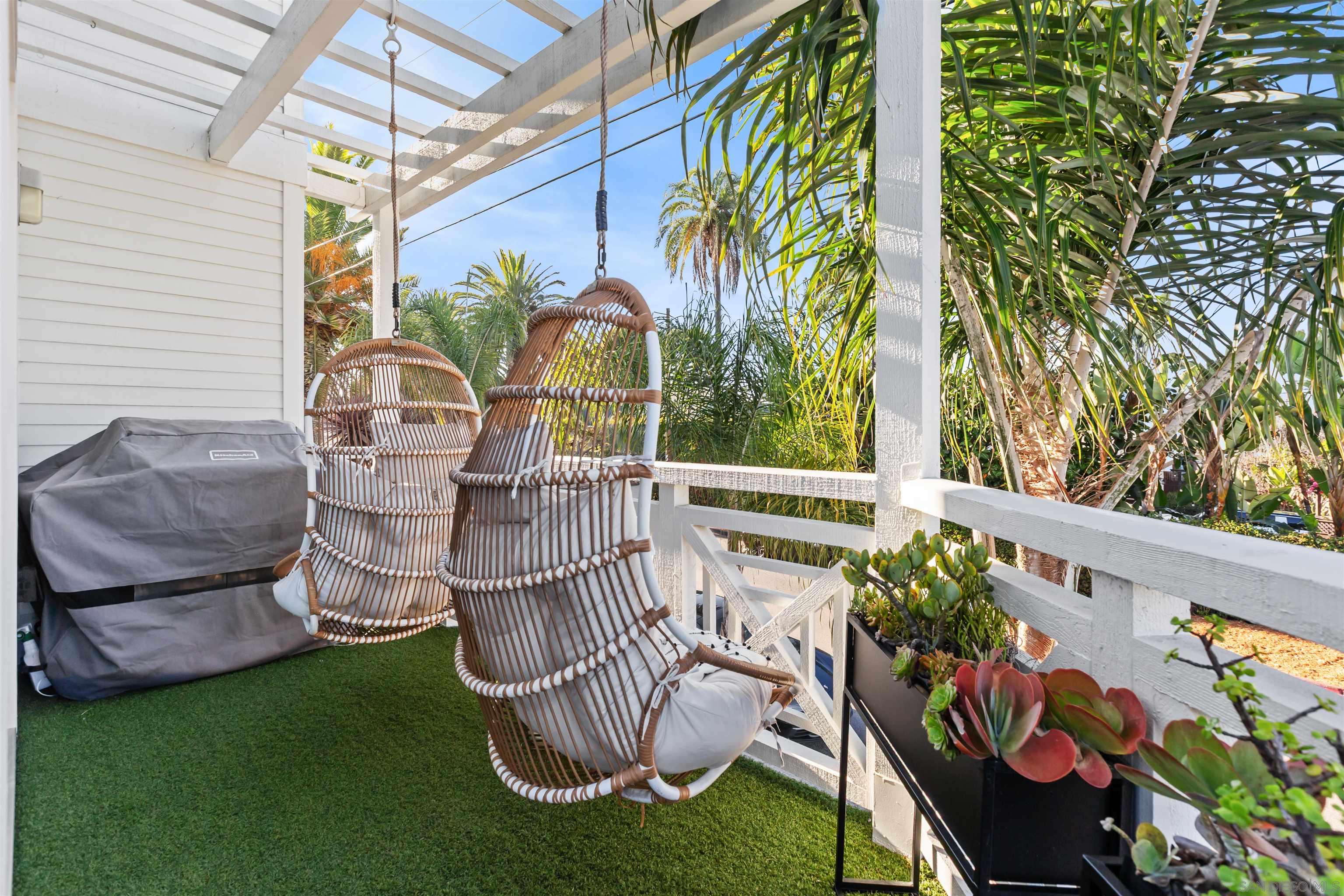 Detail Gallery Image 15 of 38 For 3301  Lincoln St, Carlsbad,  CA 92008 - 4 Beds | 3/1 Baths