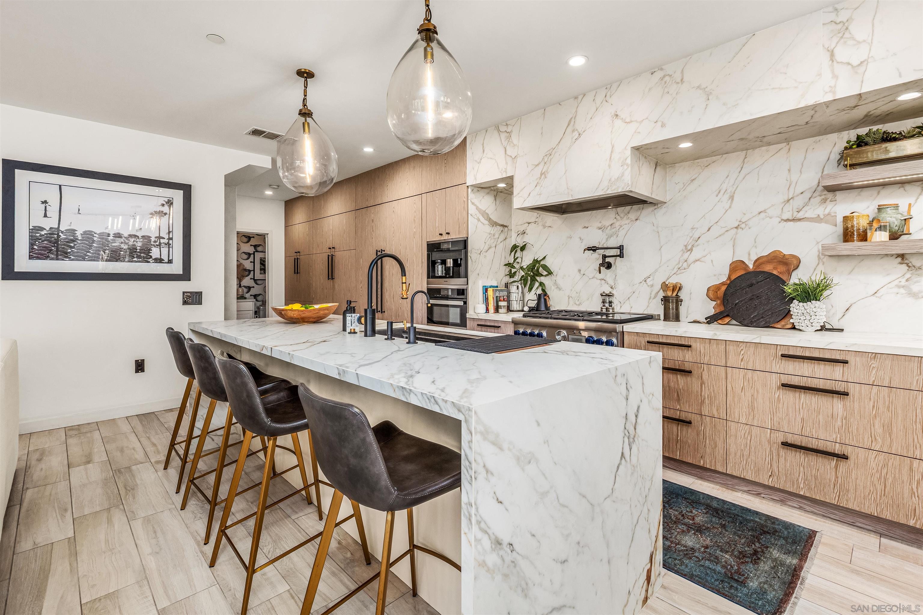 Detail Gallery Image 18 of 38 For 3301  Lincoln St, Carlsbad,  CA 92008 - 4 Beds | 3/1 Baths