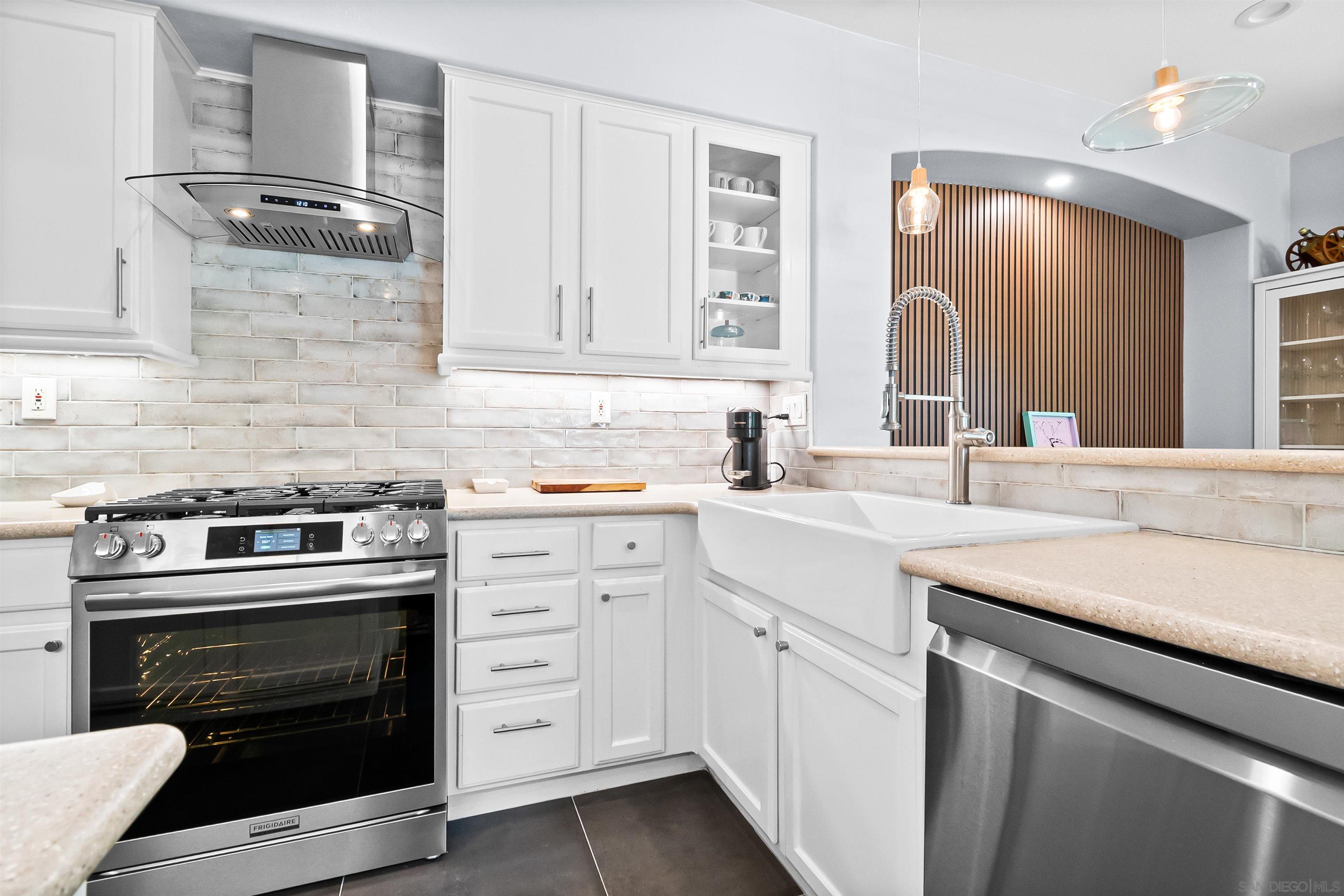 Detail Gallery Image 16 of 63 For 1184  Highbluff Ave, San Marcos,  CA 92078 - 3 Beds | 2/1 Baths