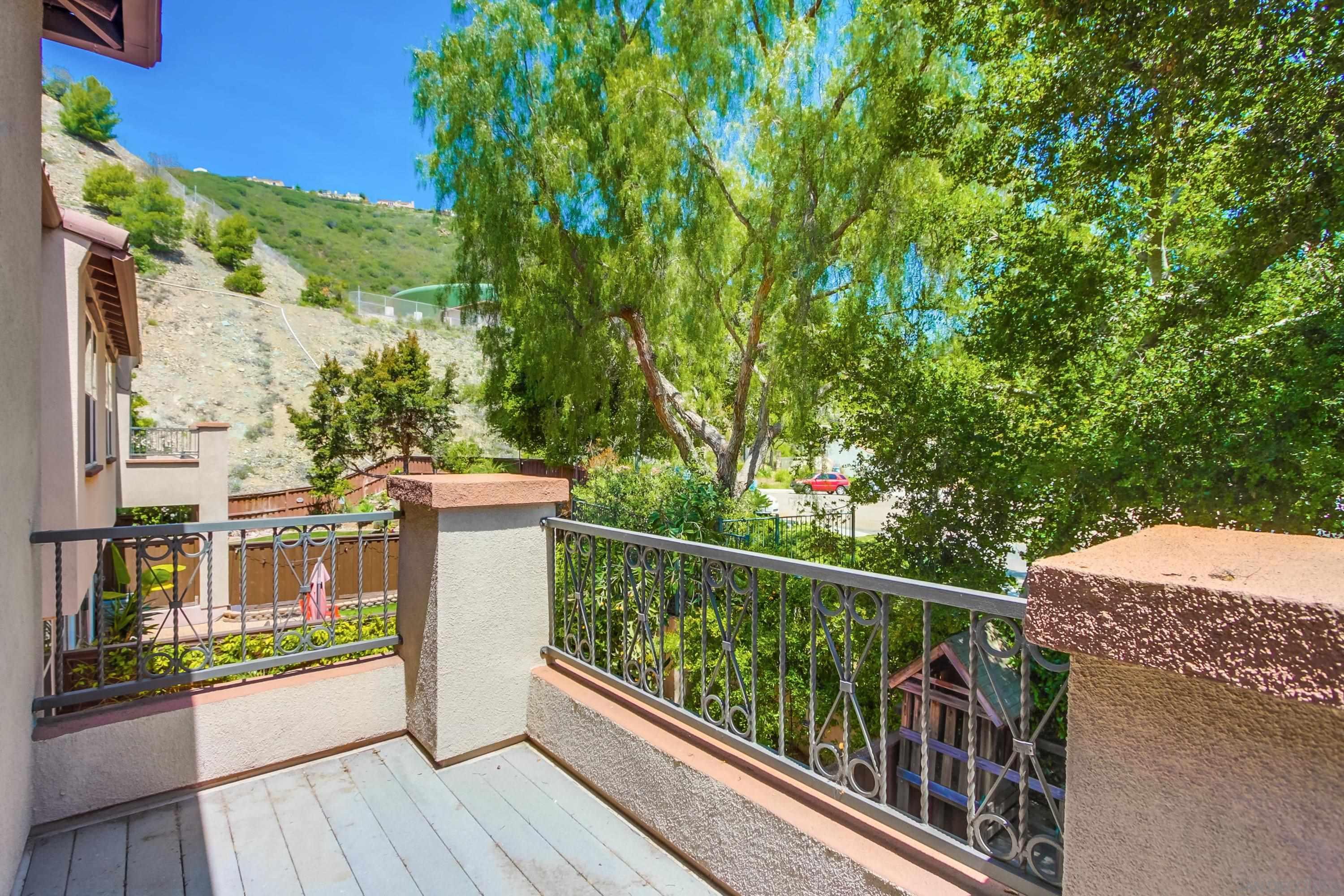 Detail Gallery Image 35 of 63 For 1184  Highbluff Ave, San Marcos,  CA 92078 - 3 Beds | 2/1 Baths