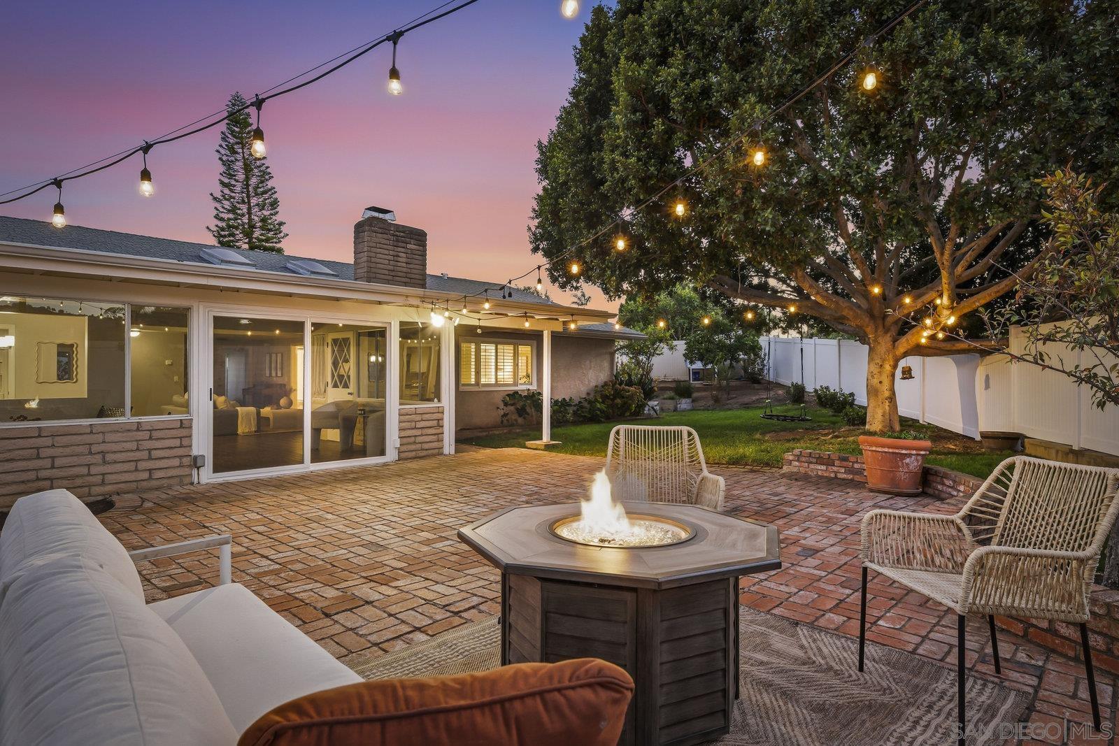 Front Image Thumbnail for SD250043487