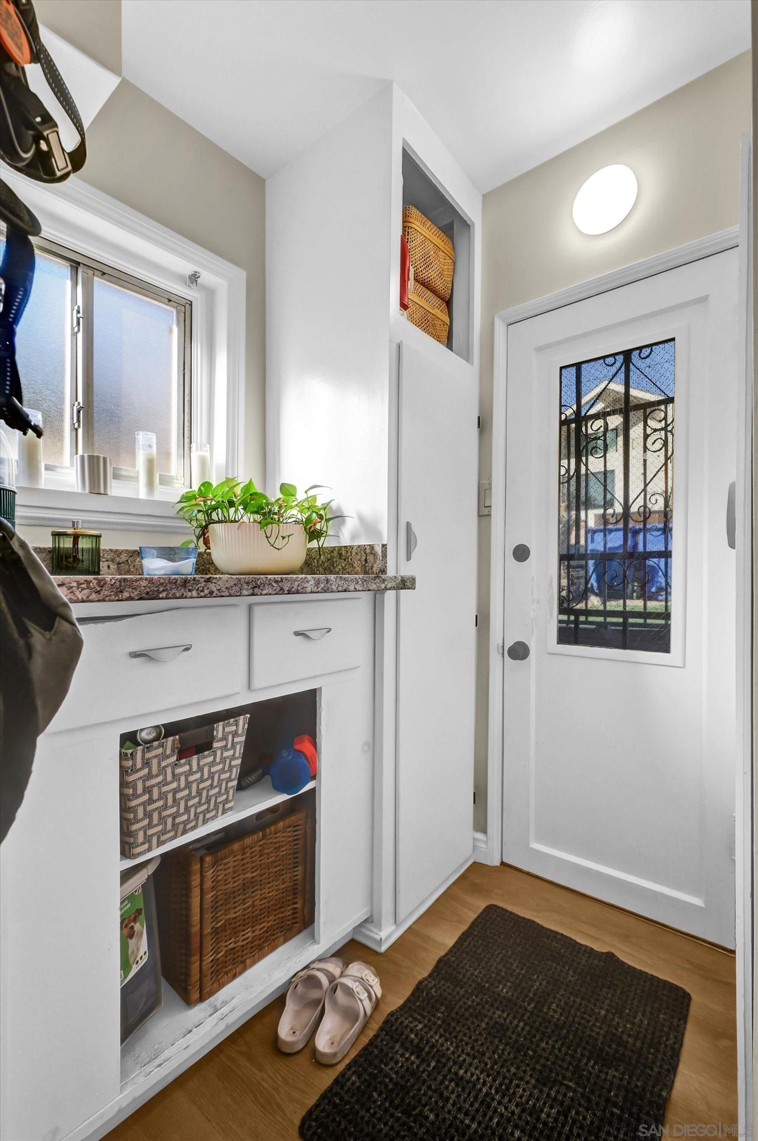 Detail Gallery Image 13 of 26 For 4927  Ellenwood Drive, Los Angeles,  CA 90041 - – Beds | – Baths