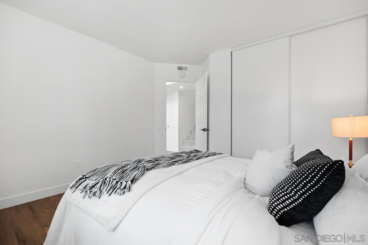 Detail Gallery Image 17 of 42 For 12210  Caminito Del Mar Sands, San Diego,  CA 92130 - 3 Beds | 3 Baths