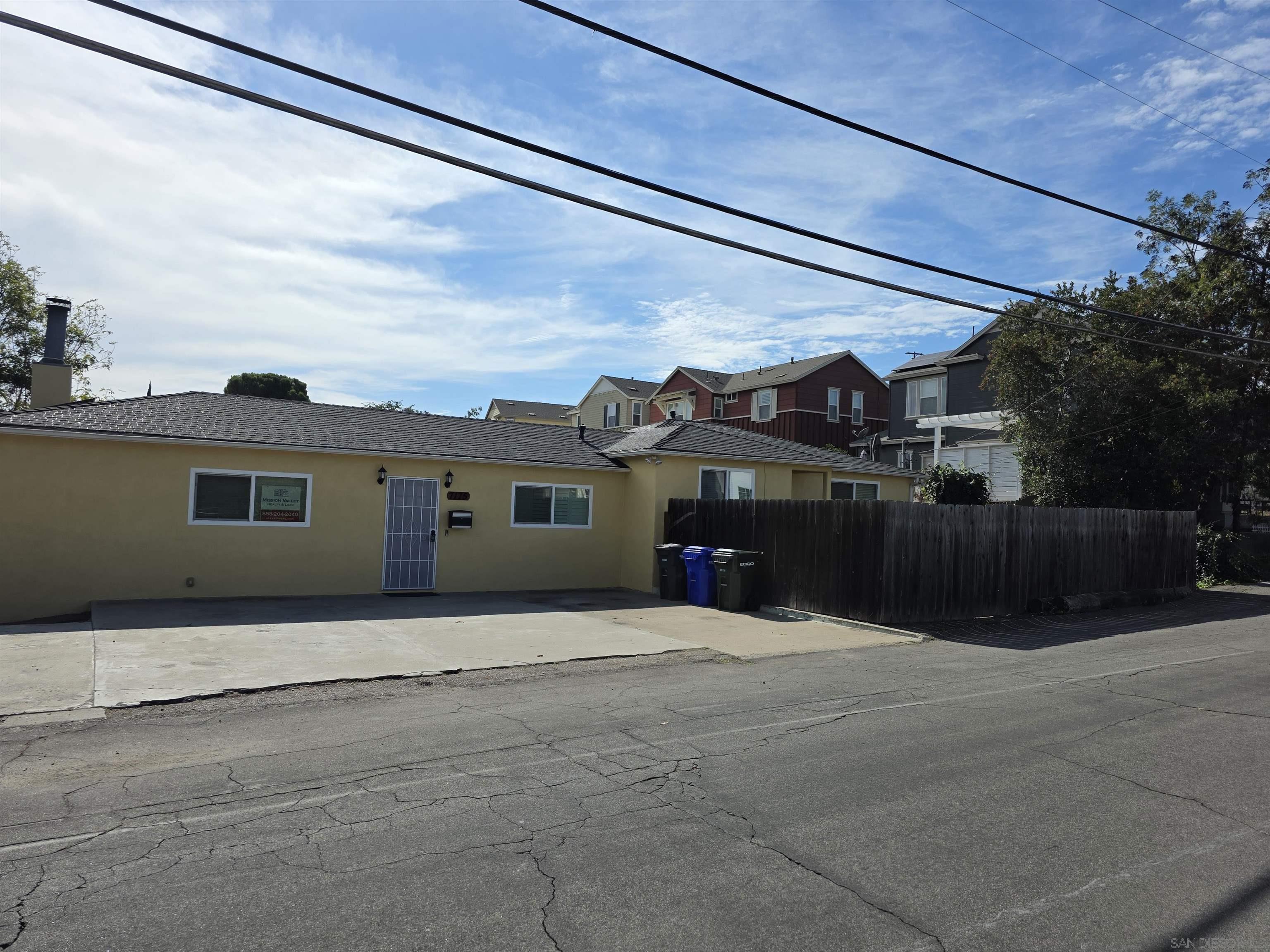 Detail Gallery Image 12 of 46 For 7175  Stanford Ave, La Mesa,  CA 91942 - 3 Beds | 1 Baths