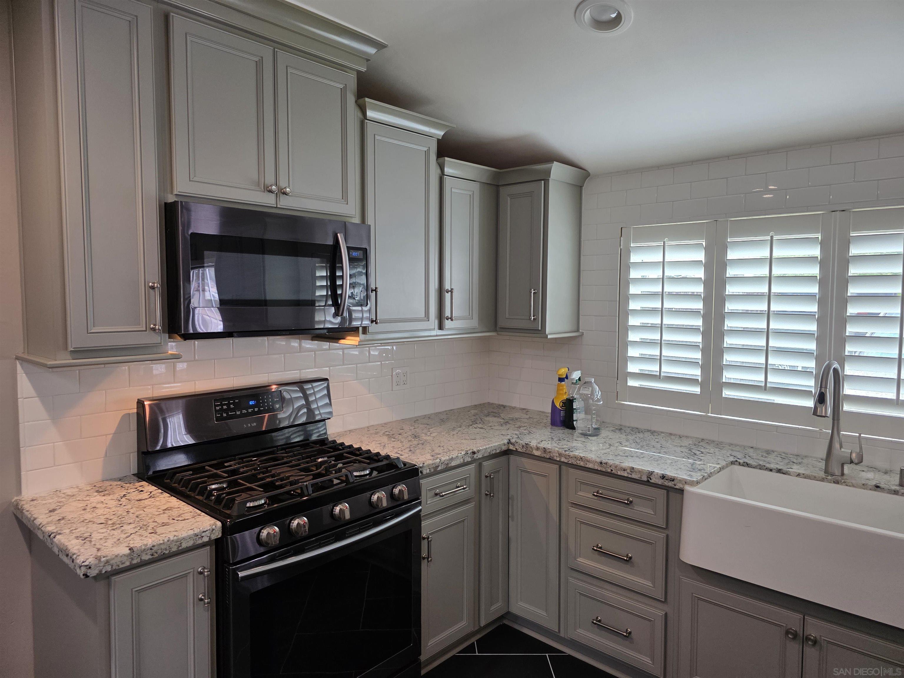 Detail Gallery Image 14 of 46 For 7175  Stanford Ave, La Mesa,  CA 91942 - 3 Beds | 1 Baths