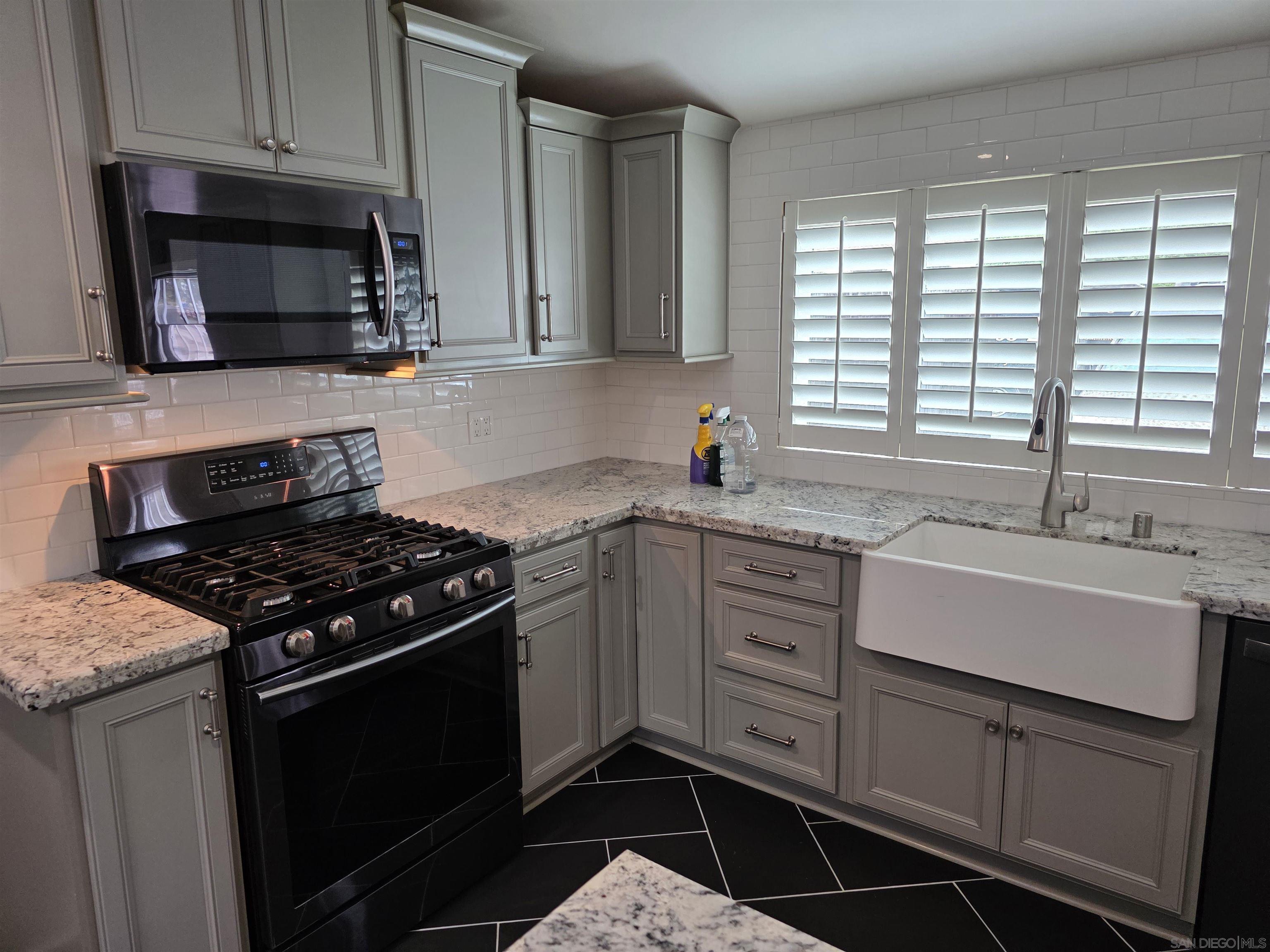 Detail Gallery Image 15 of 46 For 7175  Stanford Ave, La Mesa,  CA 91942 - 3 Beds | 1 Baths