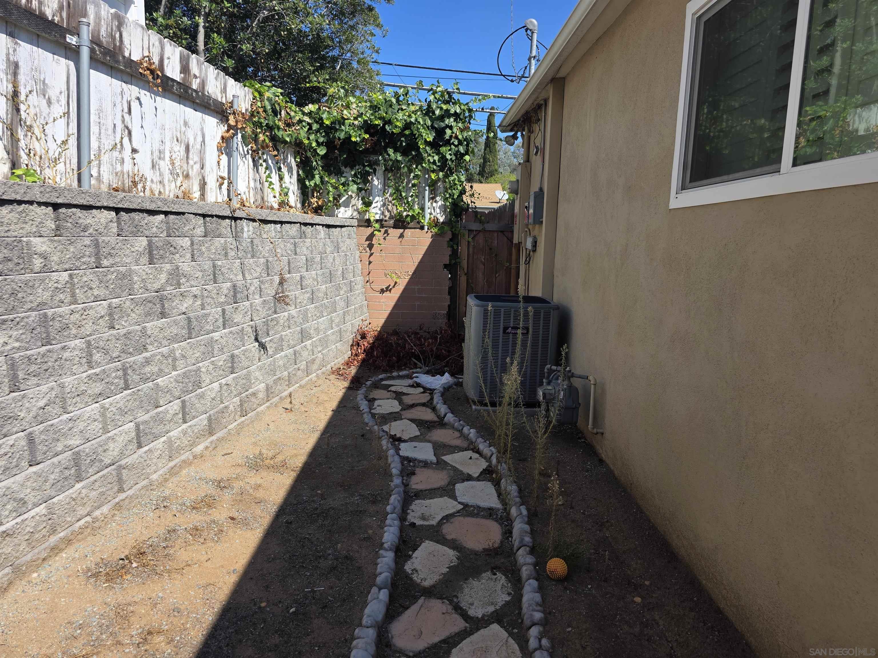 Detail Gallery Image 36 of 46 For 7175  Stanford Ave, La Mesa,  CA 91942 - 3 Beds | 1 Baths