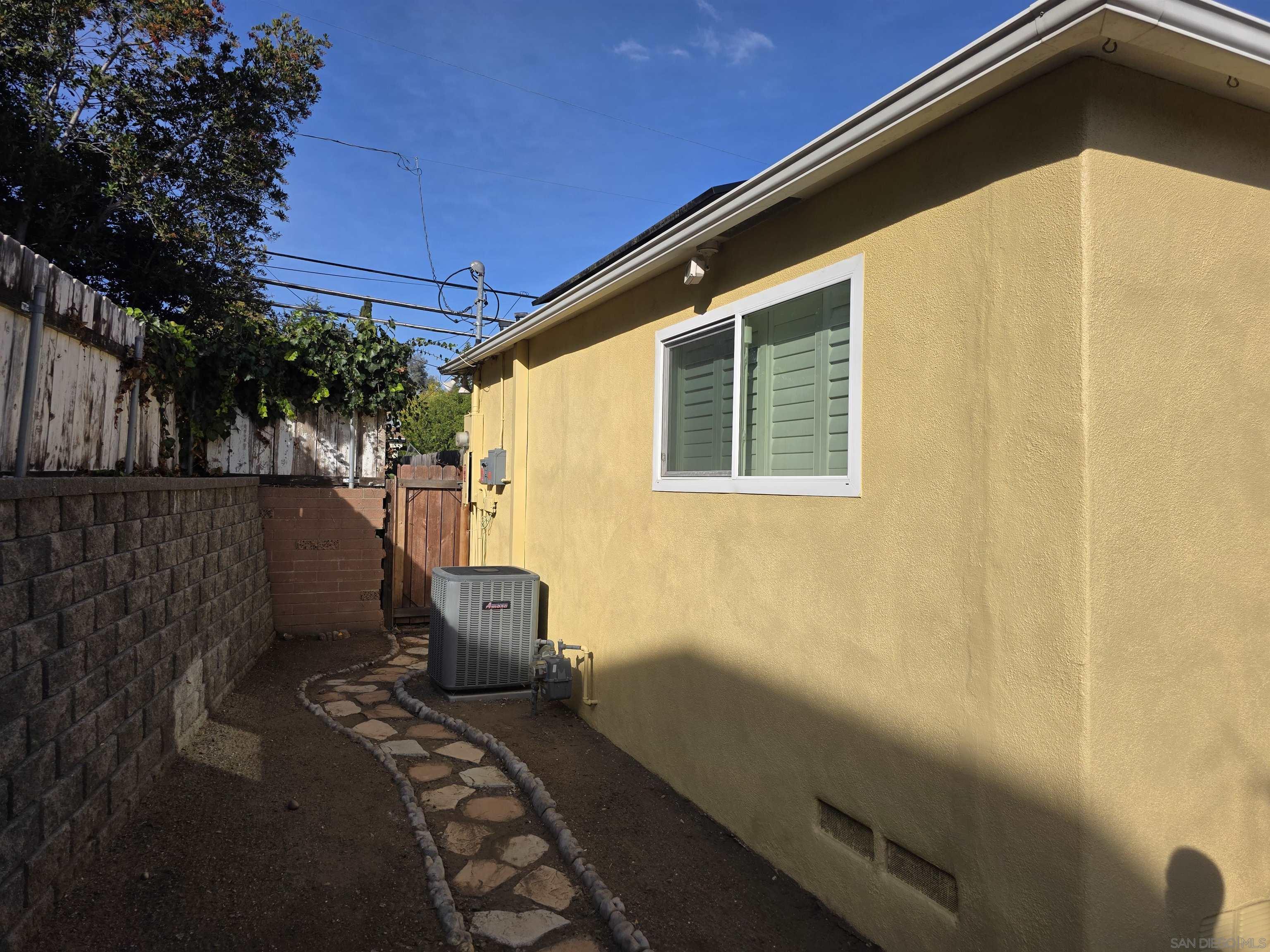 Detail Gallery Image 42 of 46 For 7175  Stanford Ave, La Mesa,  CA 91942 - 3 Beds | 1 Baths