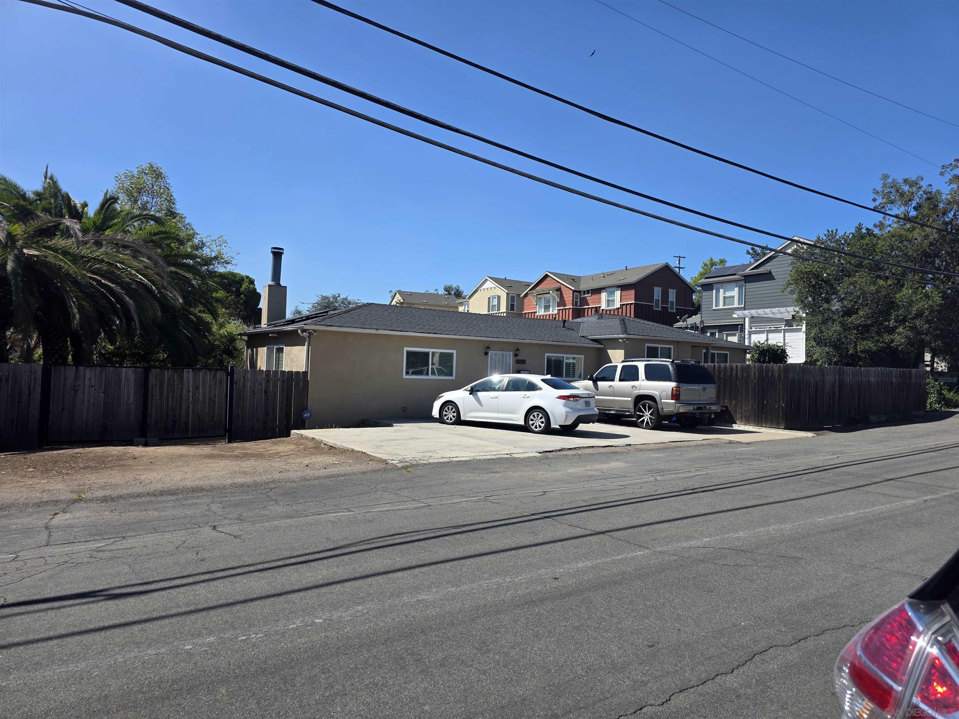 Detail Gallery Image 7 of 46 For 7175  Stanford Ave, La Mesa,  CA 91942 - 3 Beds | 1 Baths