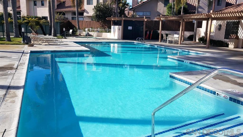 Detail Gallery Image 17 of 19 For 12307  Caminito Mira Del Mar, San Diego,  CA 92130 - 2 Beds | 2/1 Baths