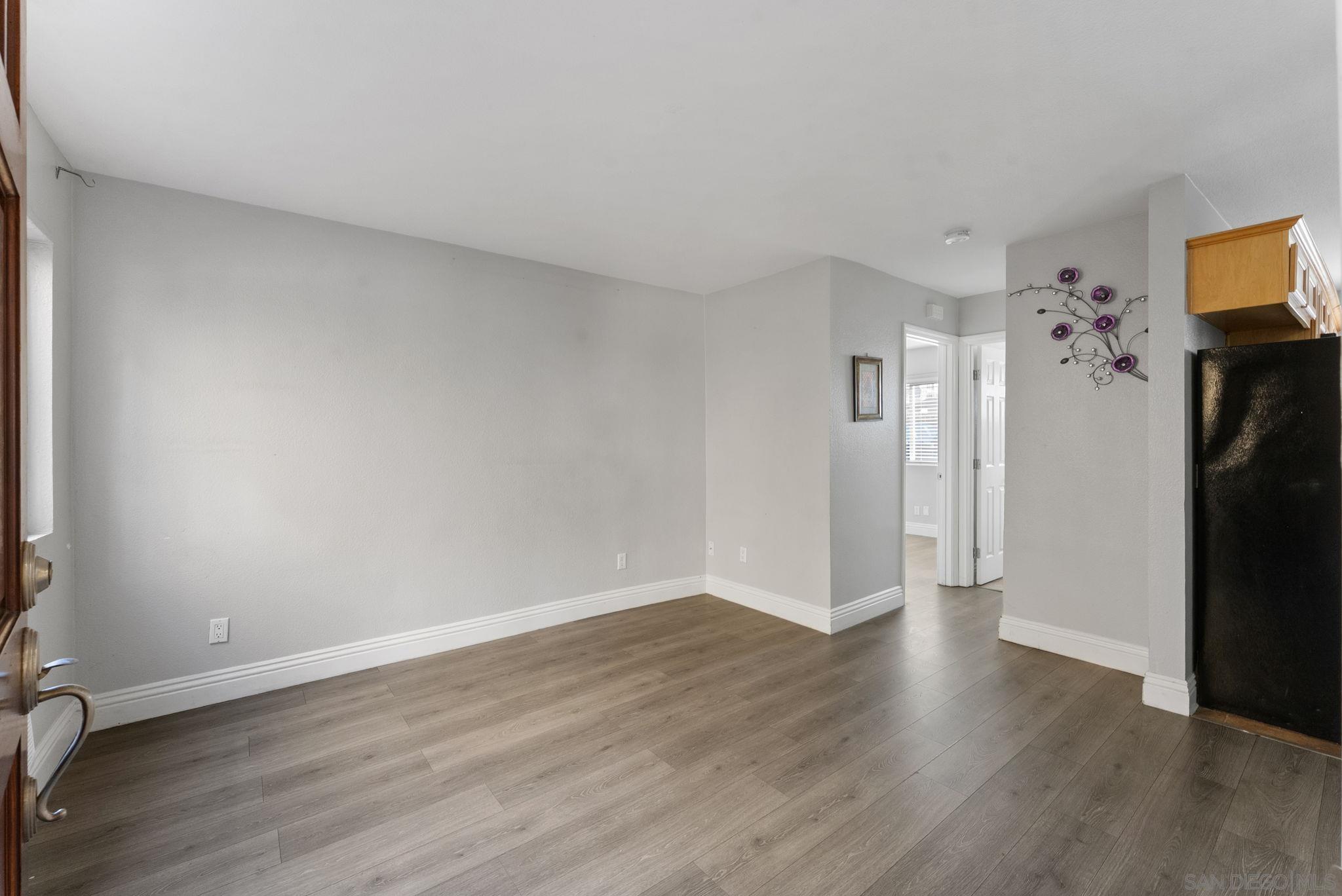 Detail Gallery Image 5 of 13 For 1160  E Lexington  #6,  El Cajon,  CA 92019 - 1 Beds | 1 Baths