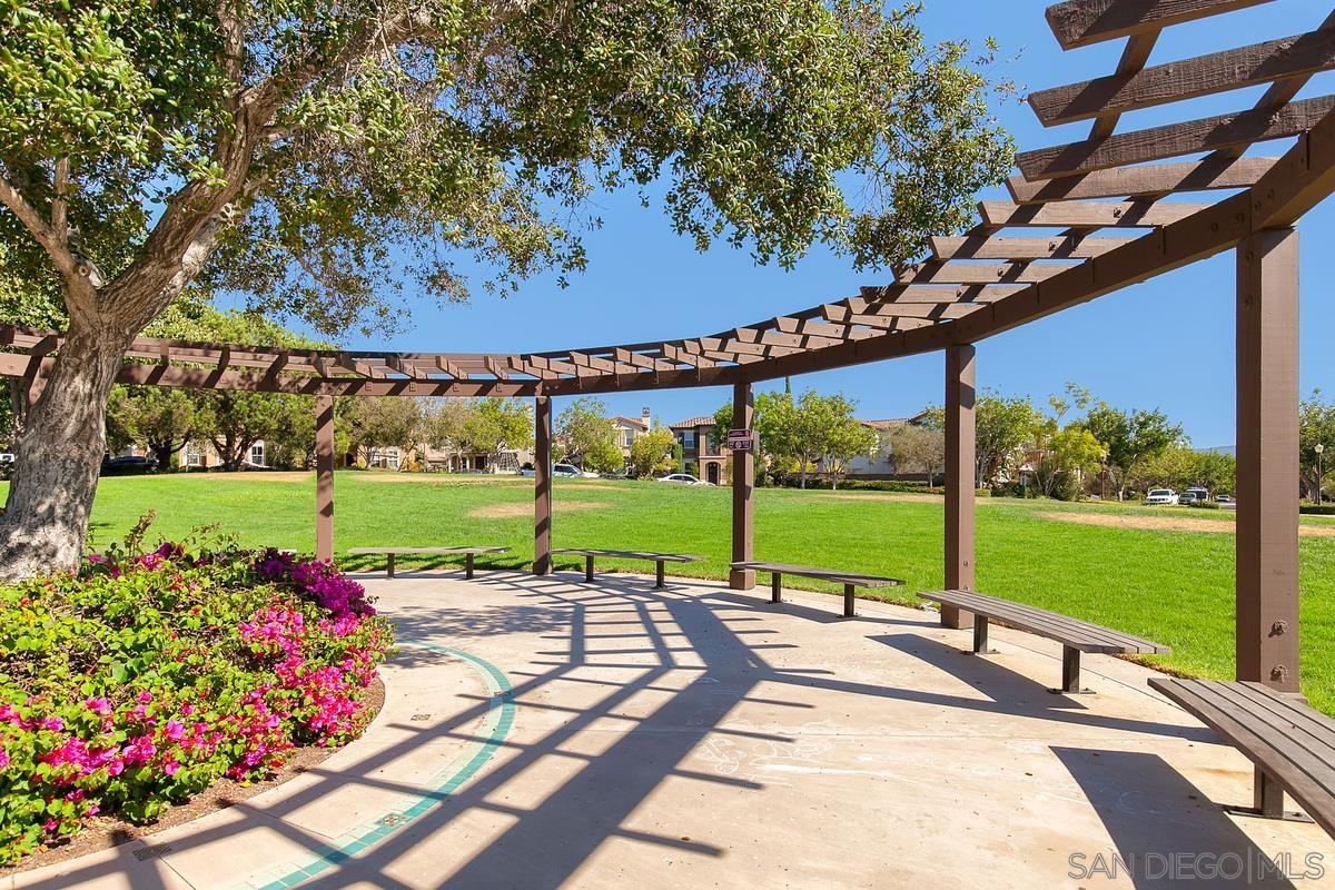 Detail Gallery Image 42 of 45 For 15639  via Montecristo, San Diego,  CA 92127 - 4 Beds | 3/1 Baths