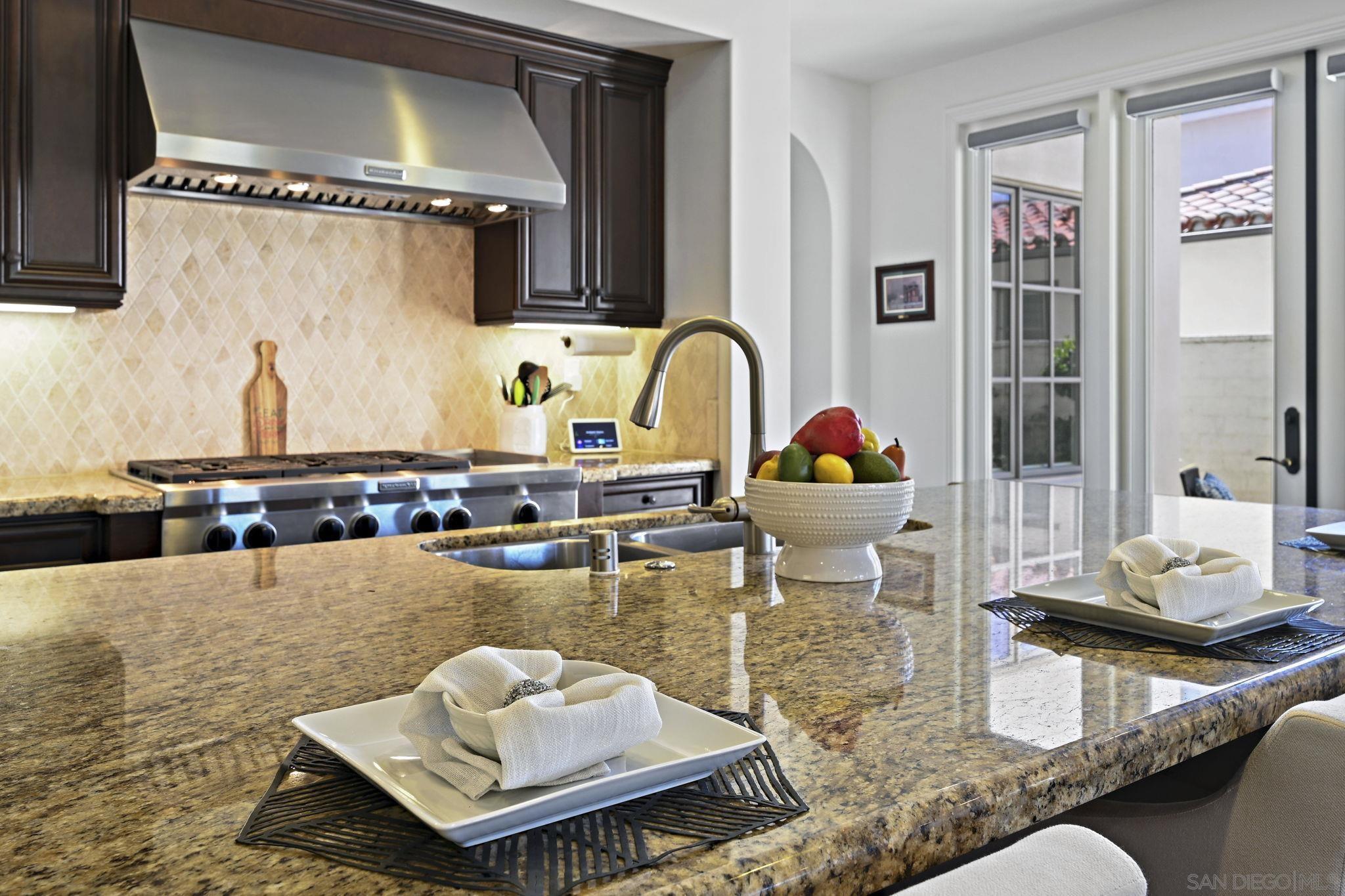 Detail Gallery Image 15 of 75 For 17216  Turf Club Dr, San Diego,  CA 92127 - 4 Beds | 4/1 Baths