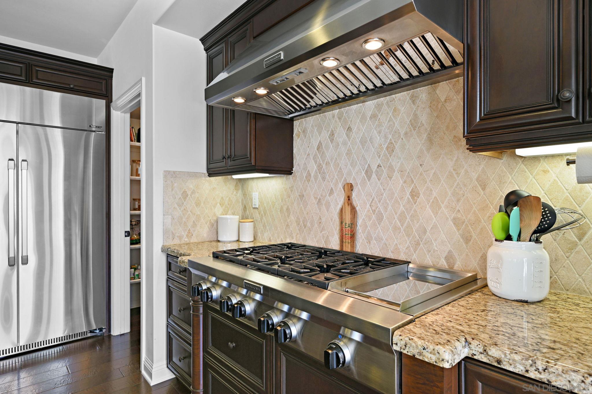 Detail Gallery Image 18 of 75 For 17216  Turf Club Dr, San Diego,  CA 92127 - 4 Beds | 4/1 Baths