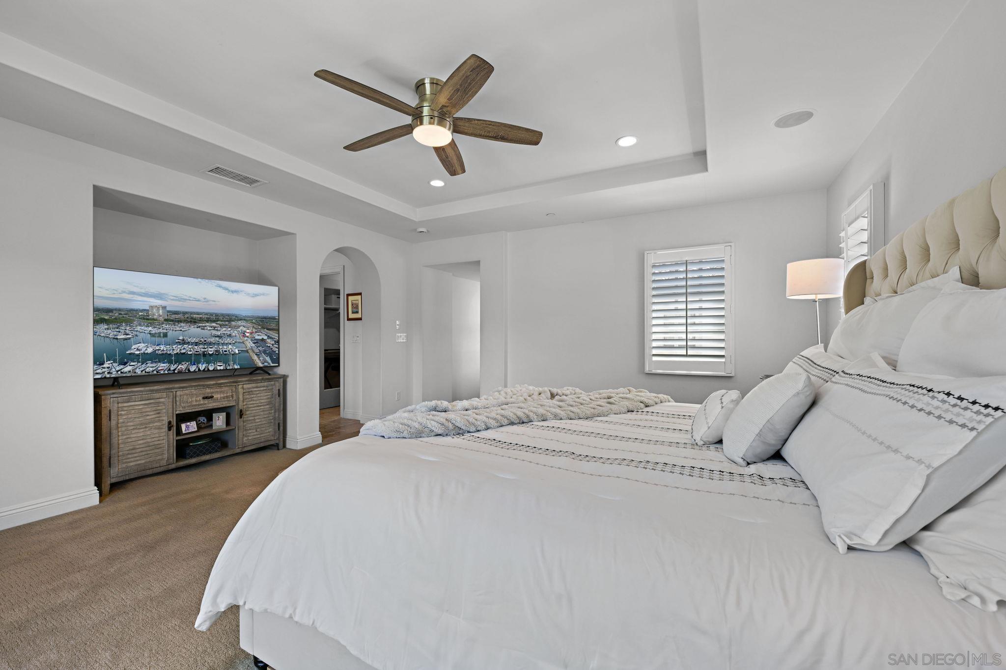Detail Gallery Image 35 of 75 For 17216  Turf Club Dr, San Diego,  CA 92127 - 4 Beds | 4/1 Baths