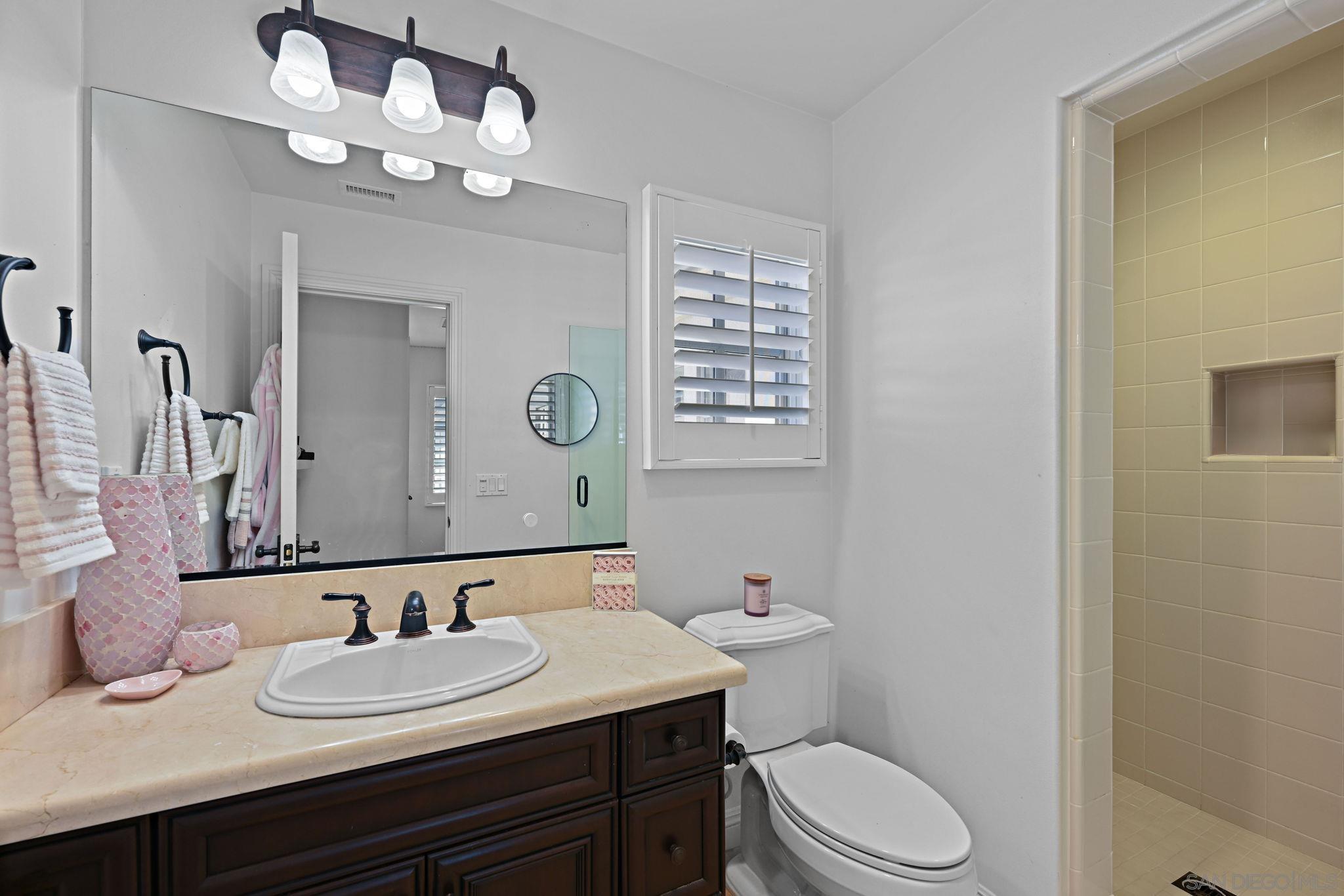 Detail Gallery Image 45 of 75 For 17216  Turf Club Dr, San Diego,  CA 92127 - 4 Beds | 4/1 Baths