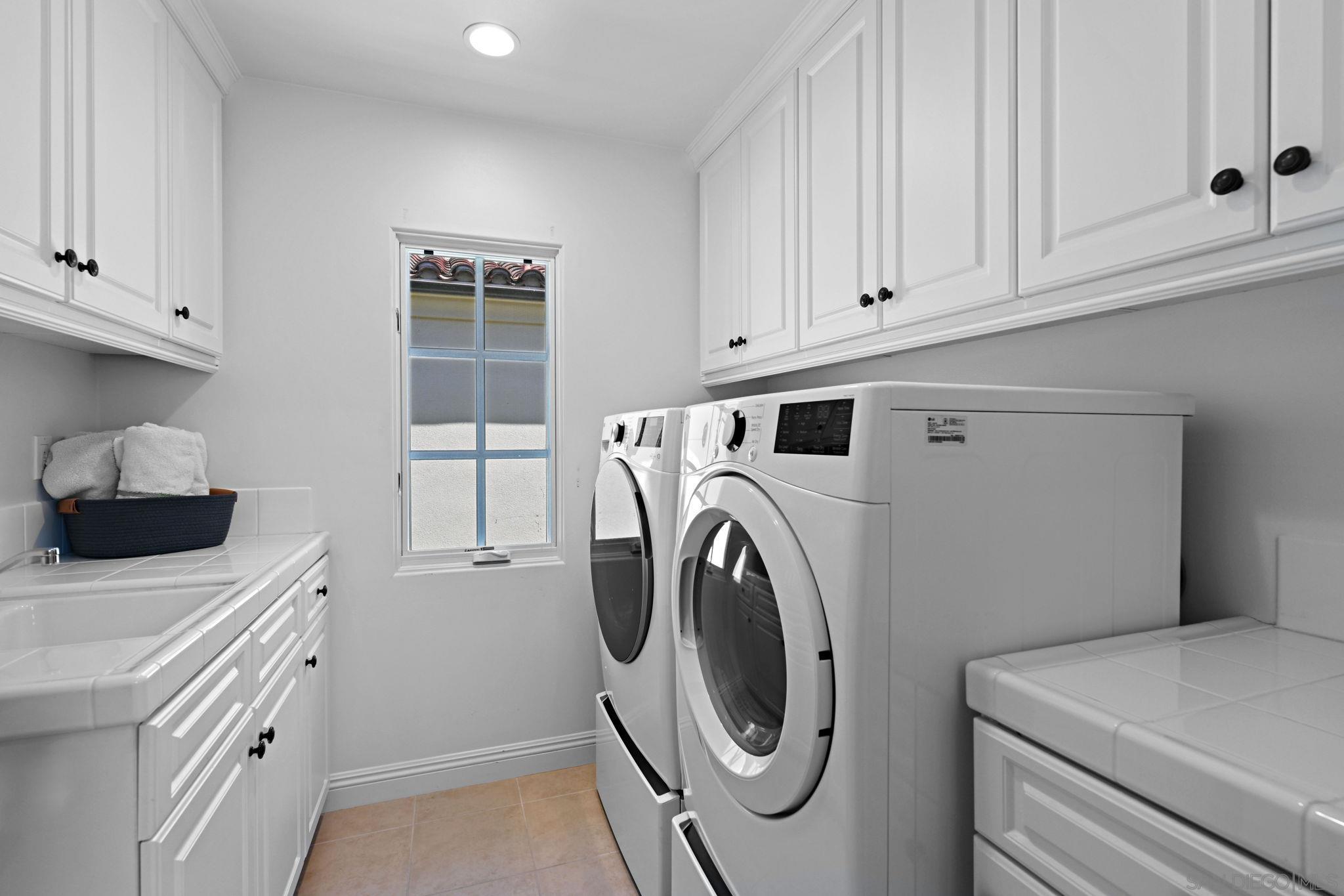 Detail Gallery Image 46 of 75 For 17216  Turf Club Dr, San Diego,  CA 92127 - 4 Beds | 4/1 Baths