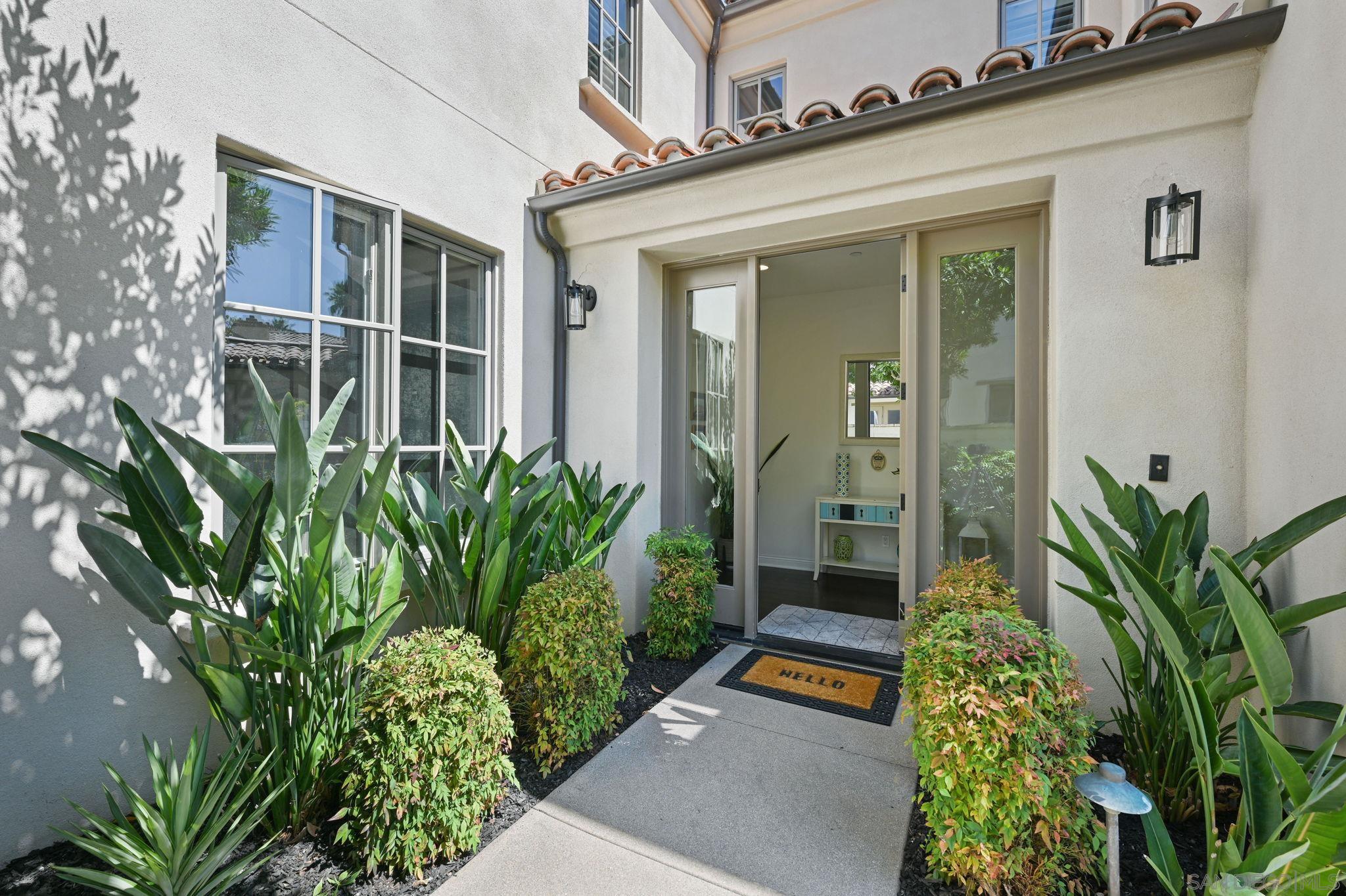 Detail Gallery Image 6 of 75 For 17216  Turf Club Dr, San Diego,  CA 92127 - 4 Beds | 4/1 Baths