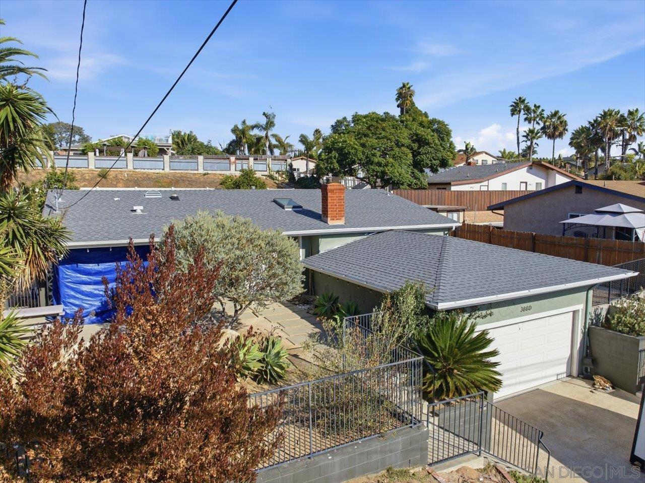 Front Image Thumbnail for SD250043511