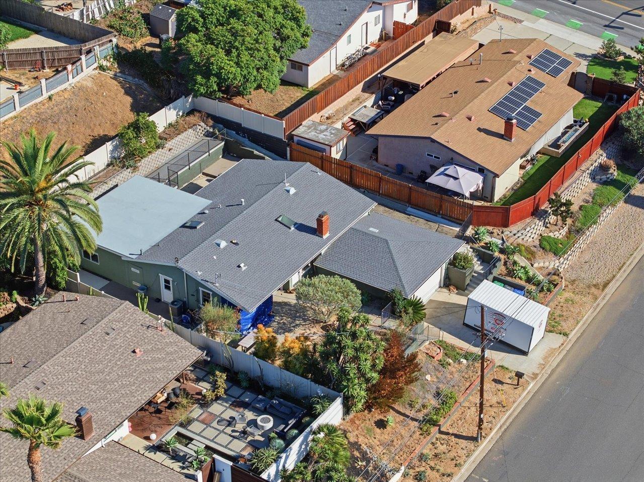 Detail Gallery Image 2 of 42 For 3880  Adams Street, Carlsbad,  CA 92008 - 3 Beds | 2 Baths