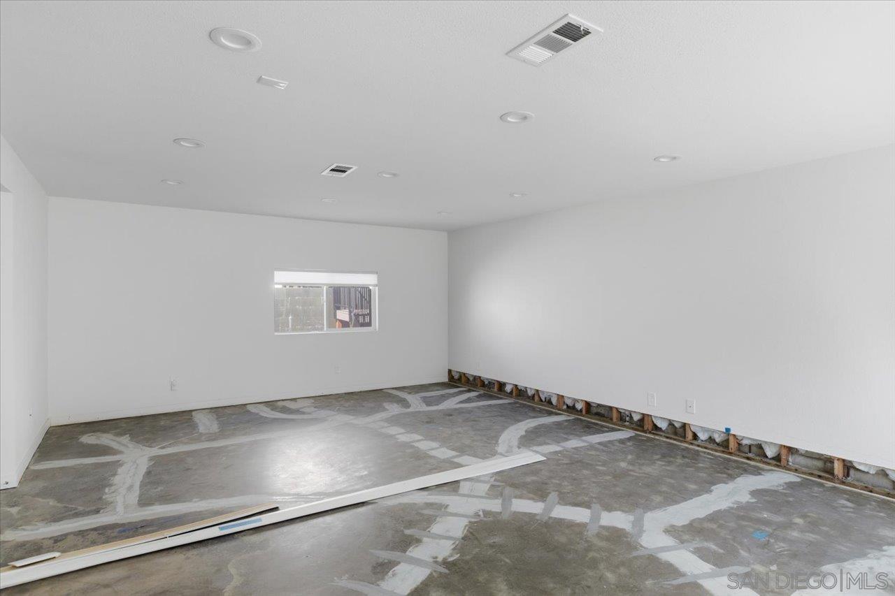 Detail Gallery Image 18 of 42 For 3880  Adams Street, Carlsbad,  CA 92008 - 3 Beds | 2 Baths