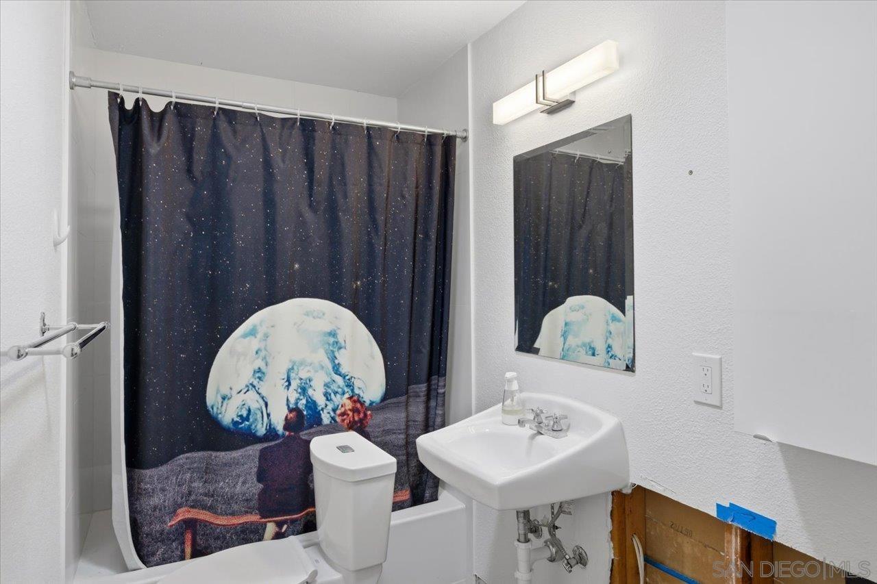 Detail Gallery Image 29 of 42 For 3880  Adams Street, Carlsbad,  CA 92008 - 3 Beds | 2 Baths