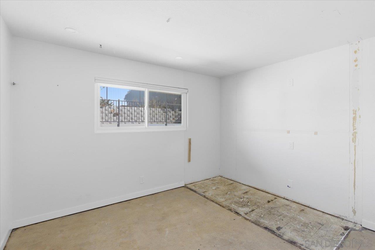 Detail Gallery Image 34 of 42 For 3880  Adams Street, Carlsbad,  CA 92008 - 3 Beds | 2 Baths