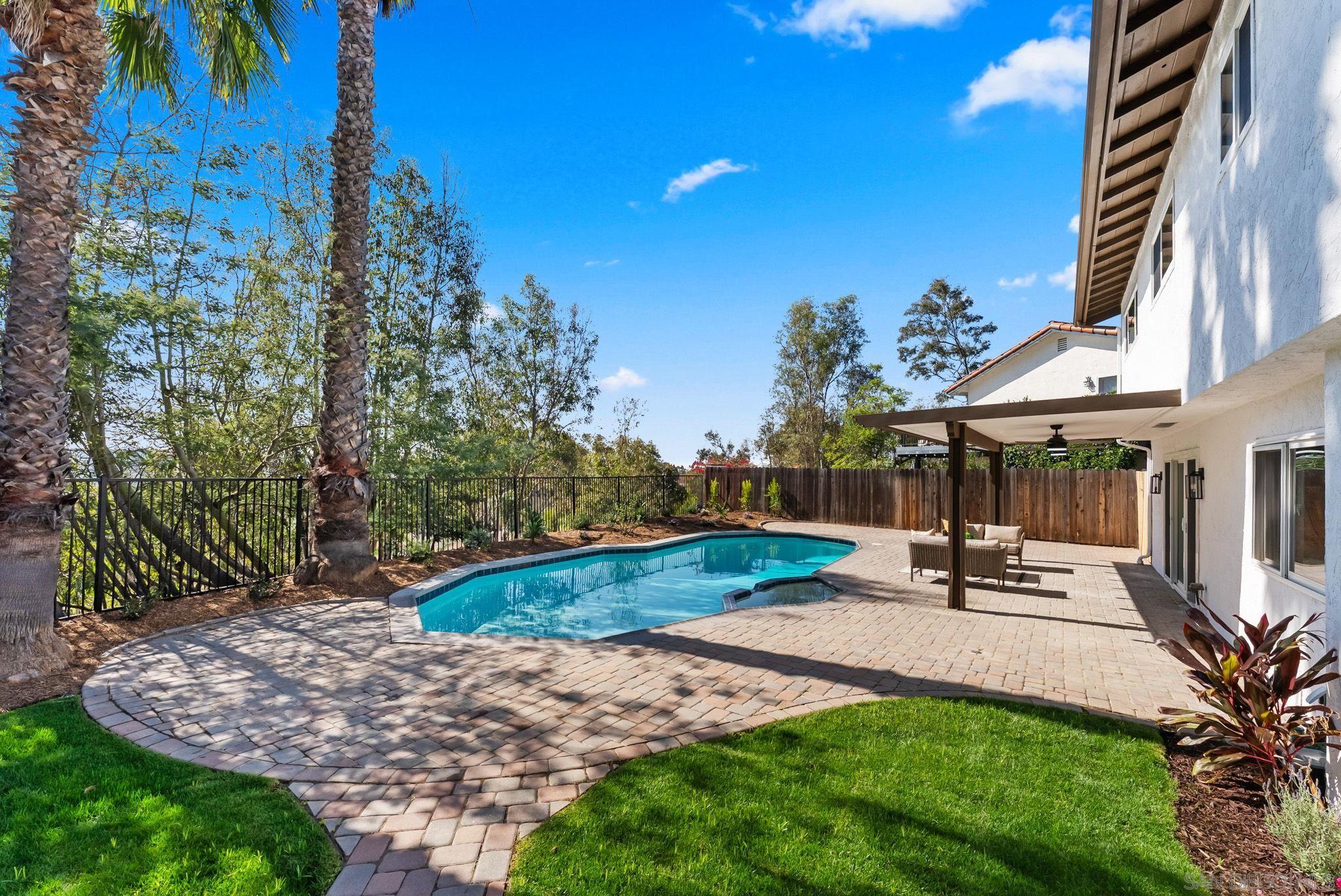 Detail Gallery Image 9 of 45 For 10315  Moselle St, San Diego,  CA 92131 - 4 Beds | 2/1 Baths